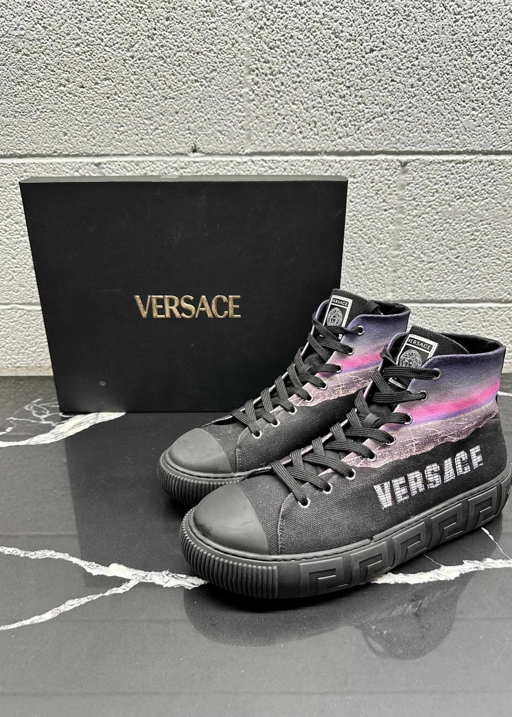 Versace Sunset Hightop Sneaker Masc 11
