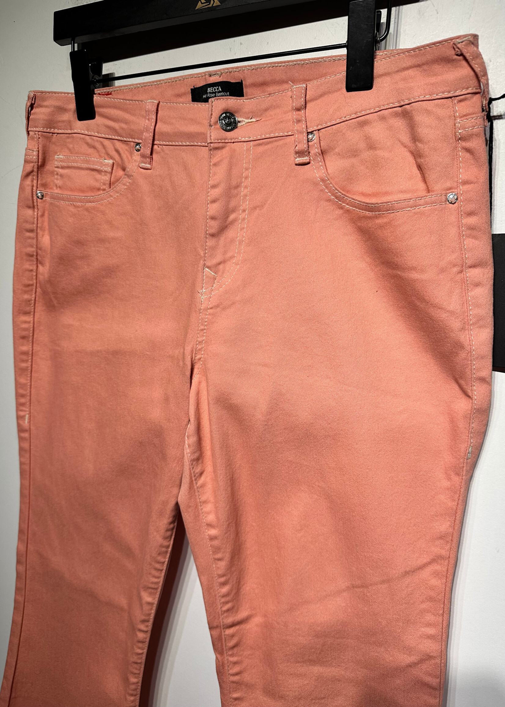 True Religion Salmon Pink Becca Flares Fem 32