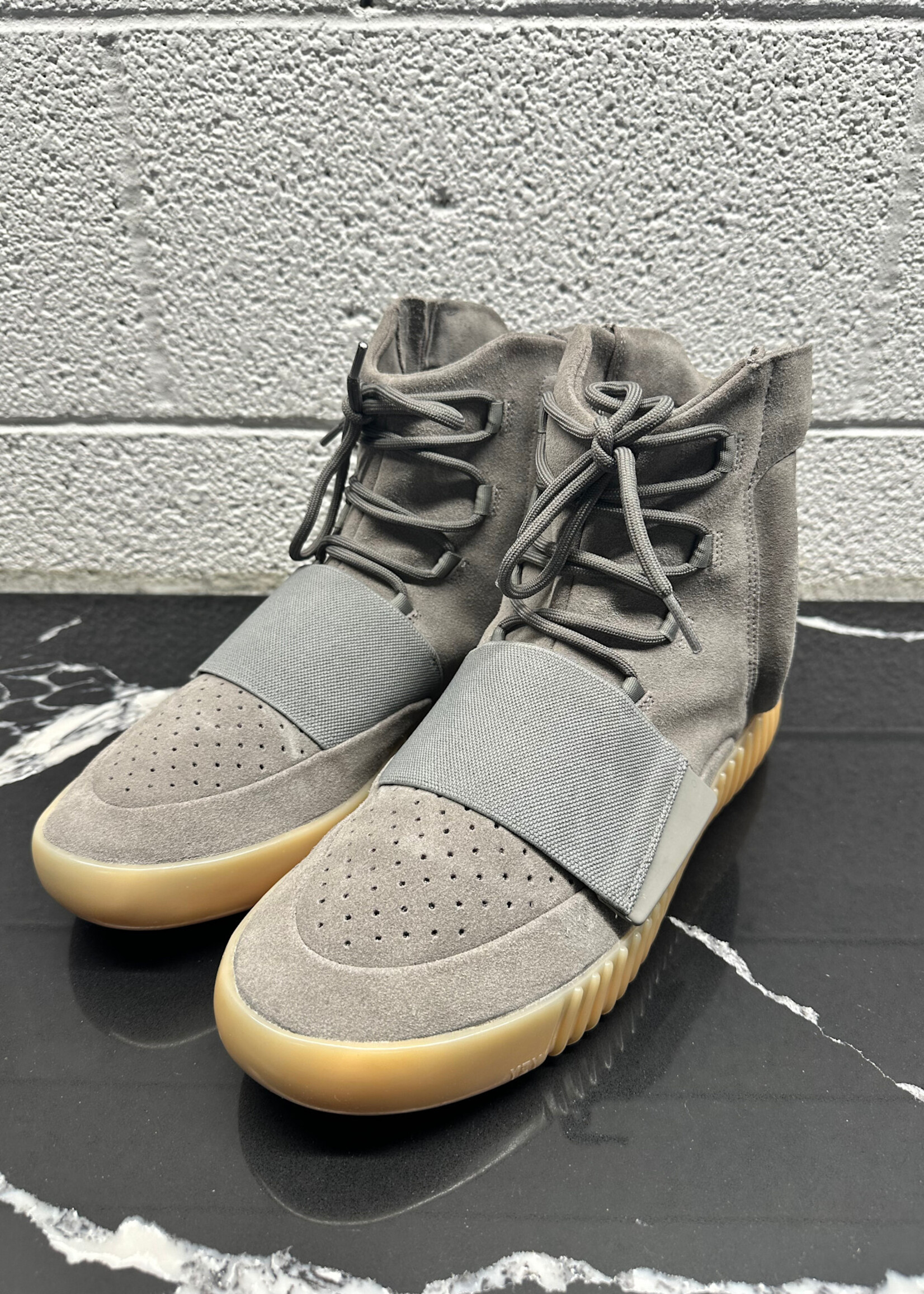 Yeezy Boost 750 Light Grey Glow 11.5