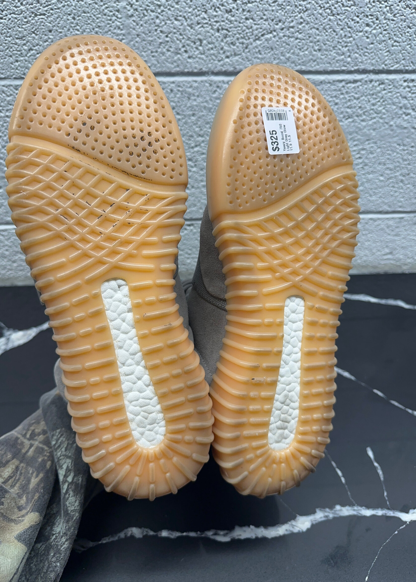 Yeezy Boost 750 Light Grey Glow 11.5