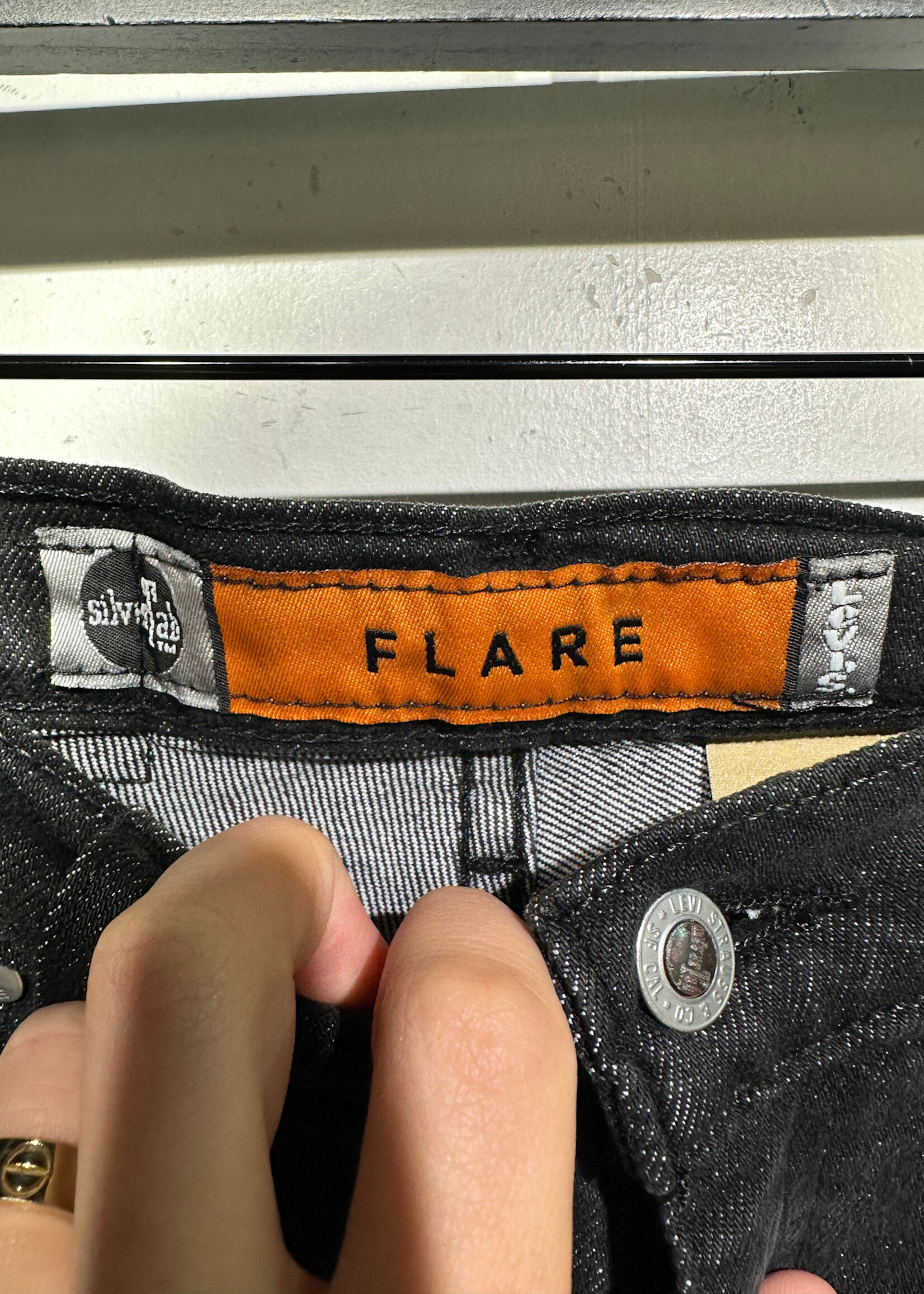Levi's '98 Silver Tab Black Flare Jeans Fem 30