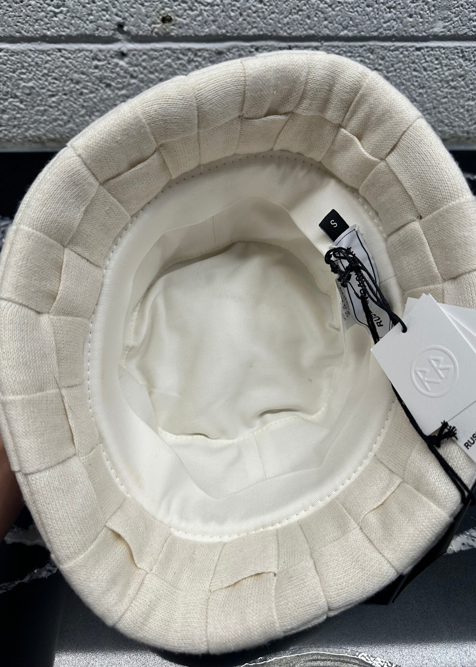 NWT RUSLAN BAGINSKIY BUCKET HAT OS