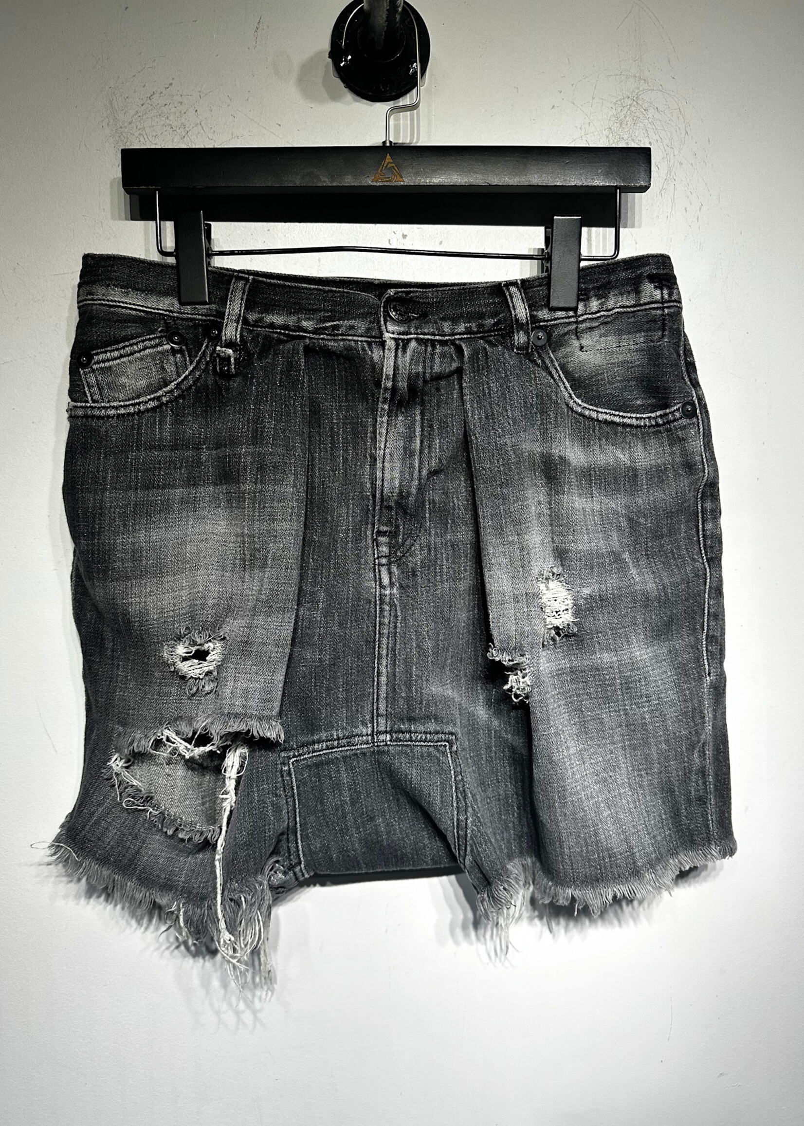 R13 Black Distressed Shorts 30