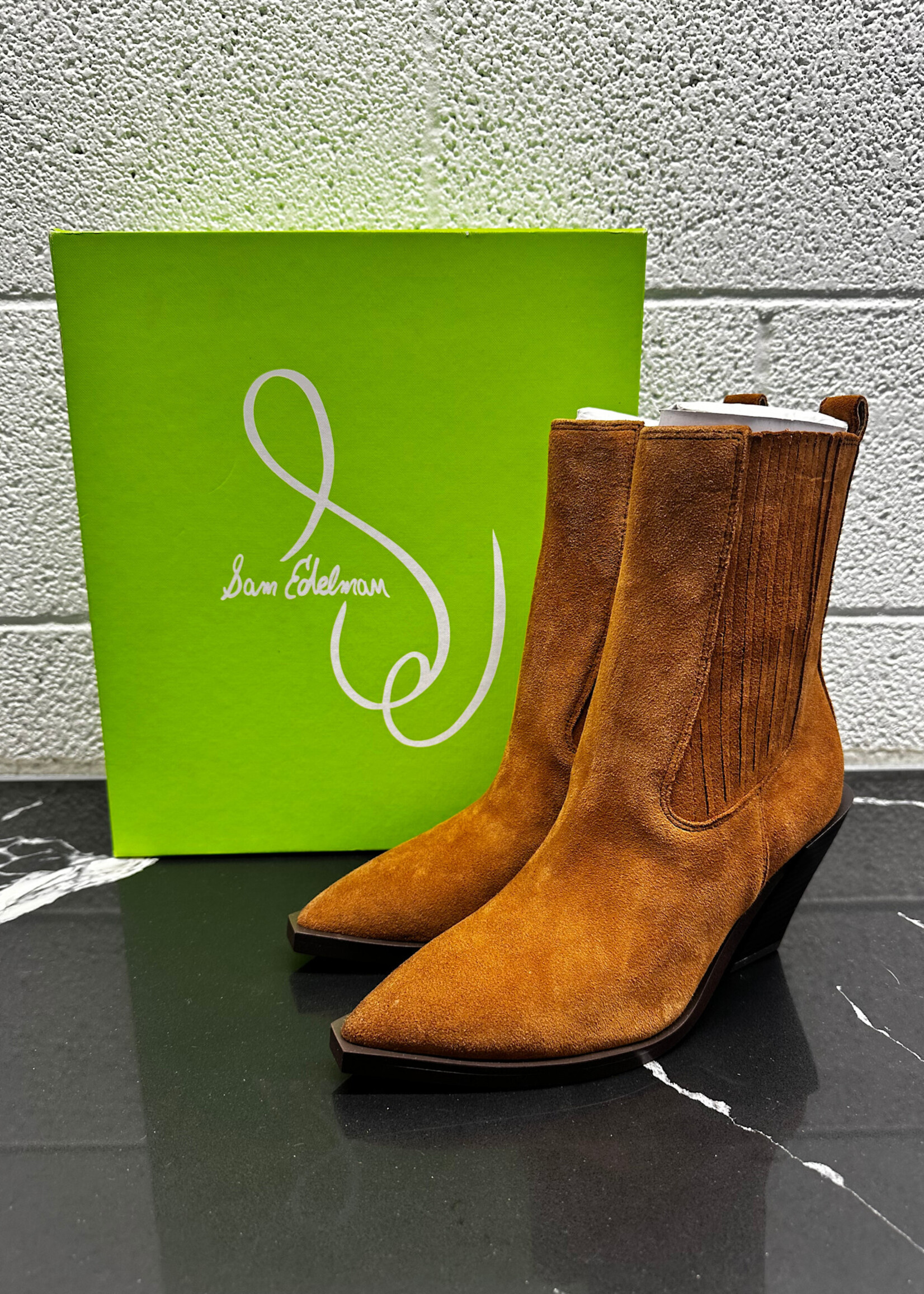 NIB Sam Edelman Brown Suede Boots Fem 5