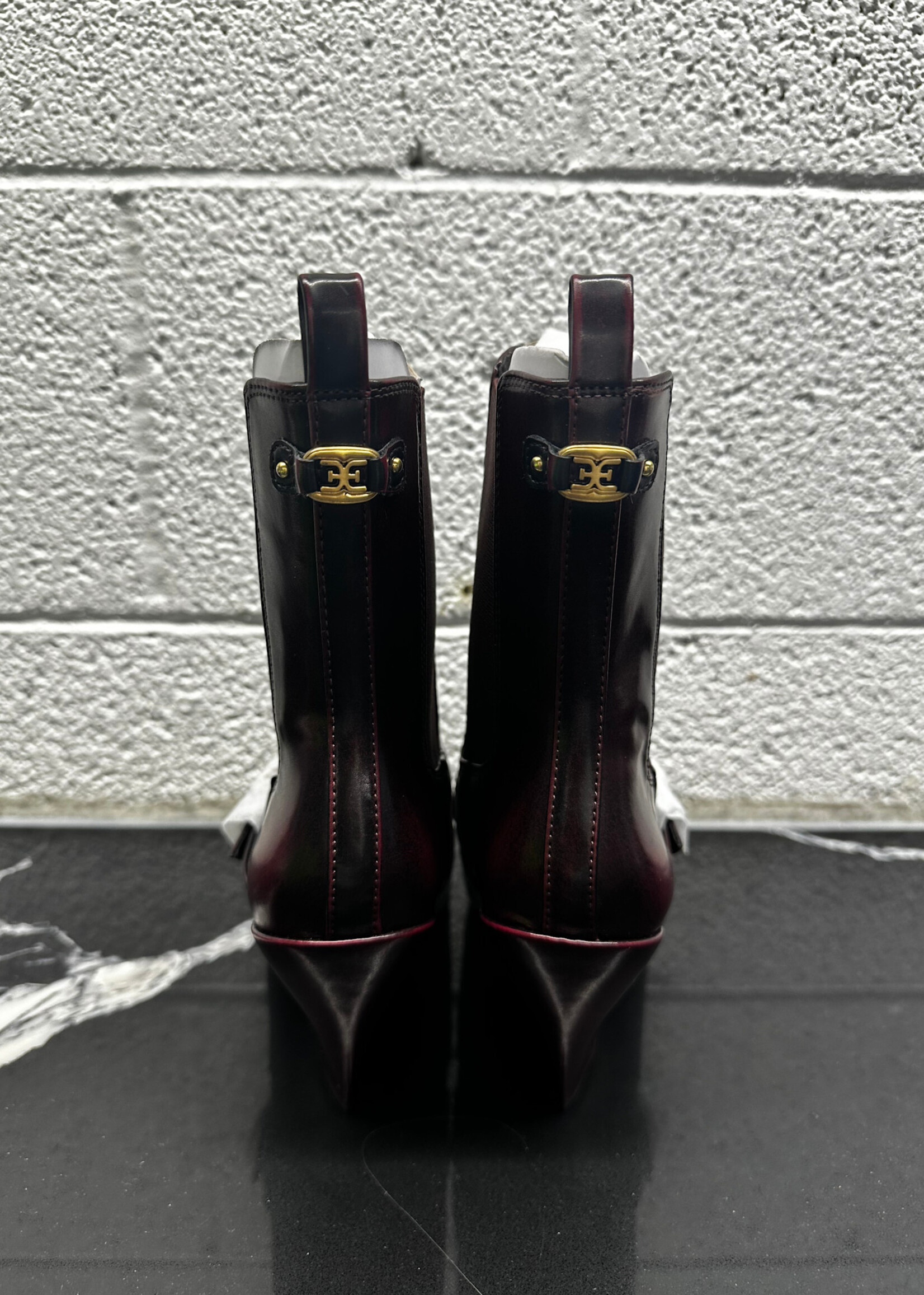 NIB Sam Edelman Crimson Boots Fem 5.5
