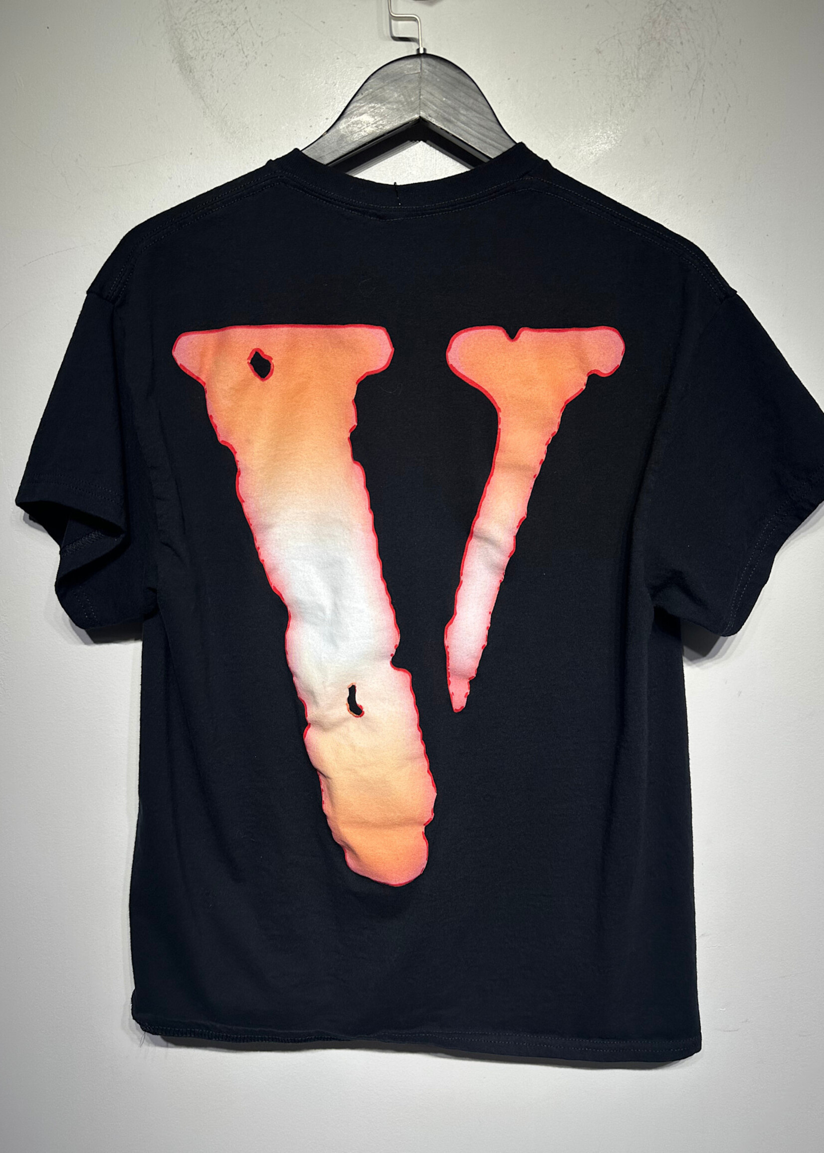 Nav Demons Protected By Angels Black Tee L