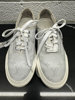 Louis Vuitton White Trocadero Sneakers Masc 9