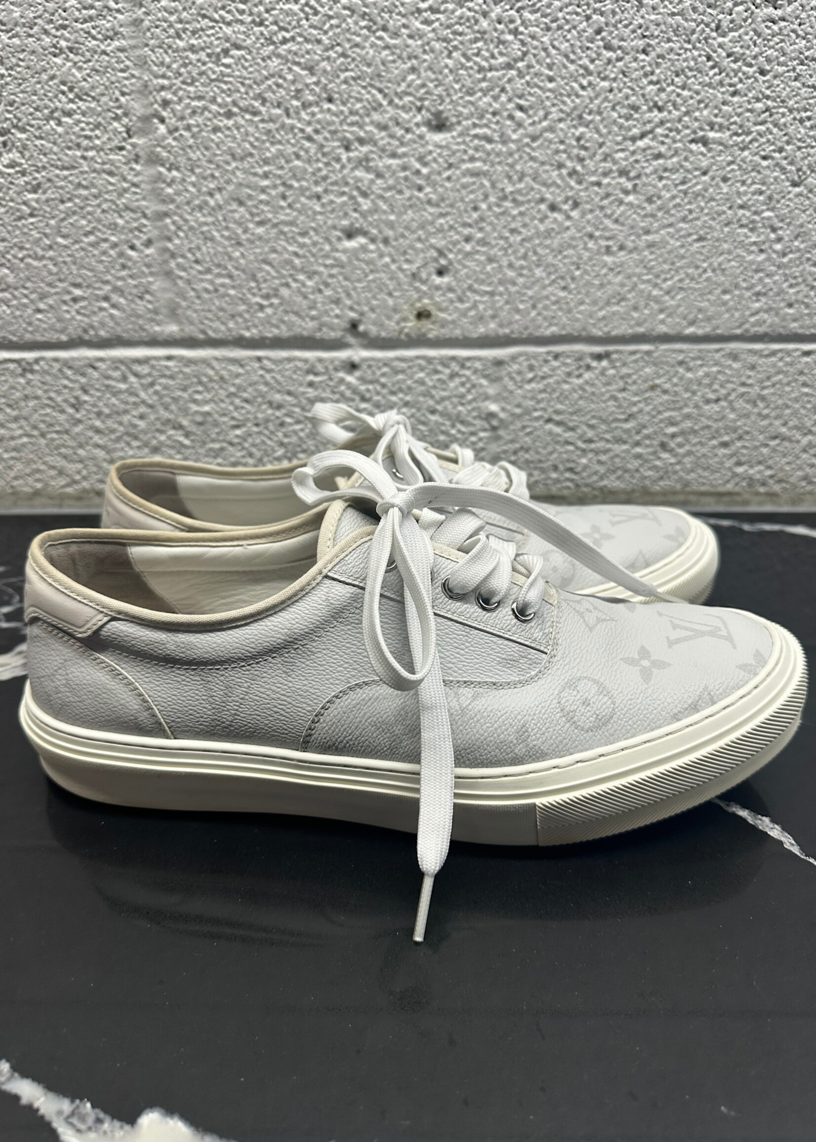 Louis Vuitton White Trocadero Sneakers Masc 9