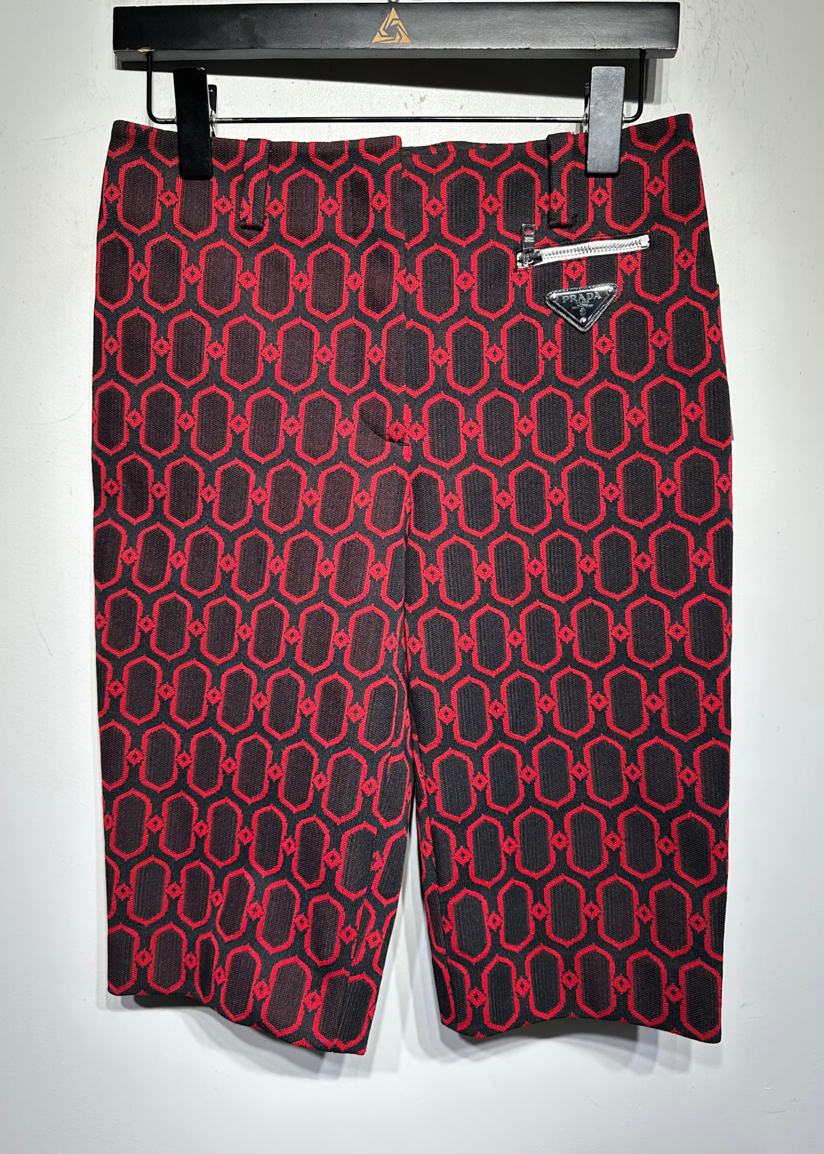 NWT Prada Red Black Capri Pants 28