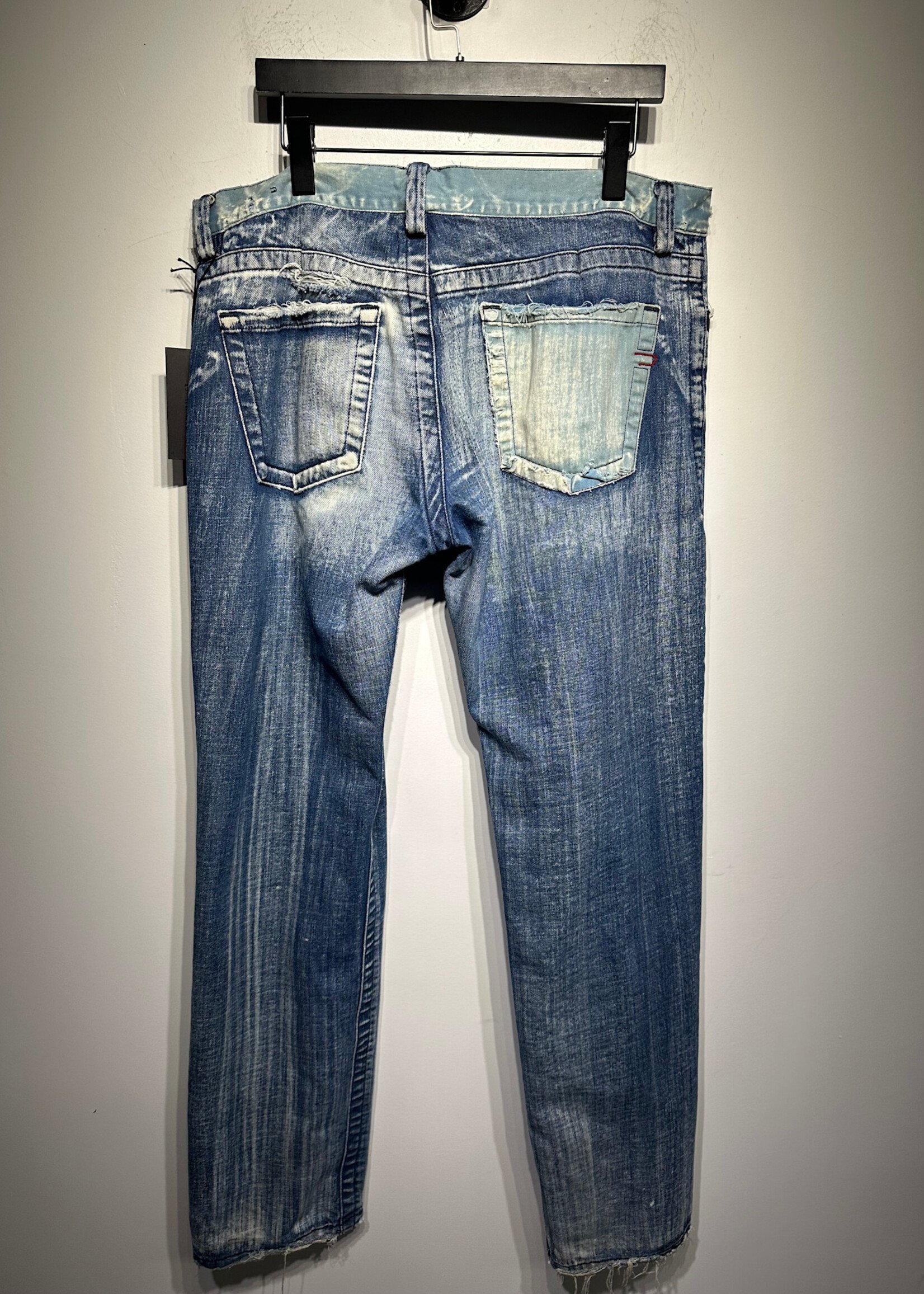 Diesel Ultra Distressed Y2K Jeans Masc 38