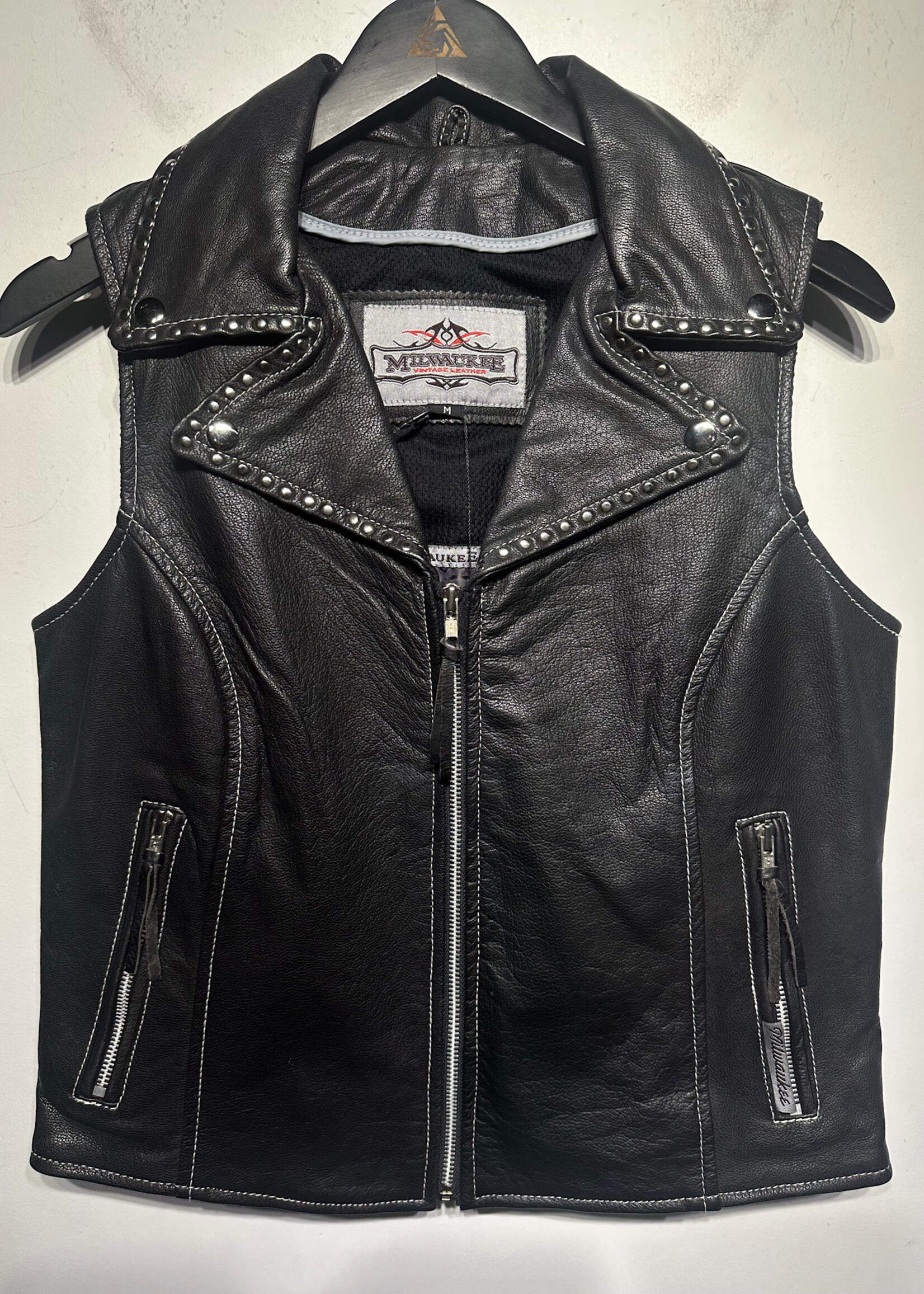 Milwaukee Studded Leather Vest Fem M