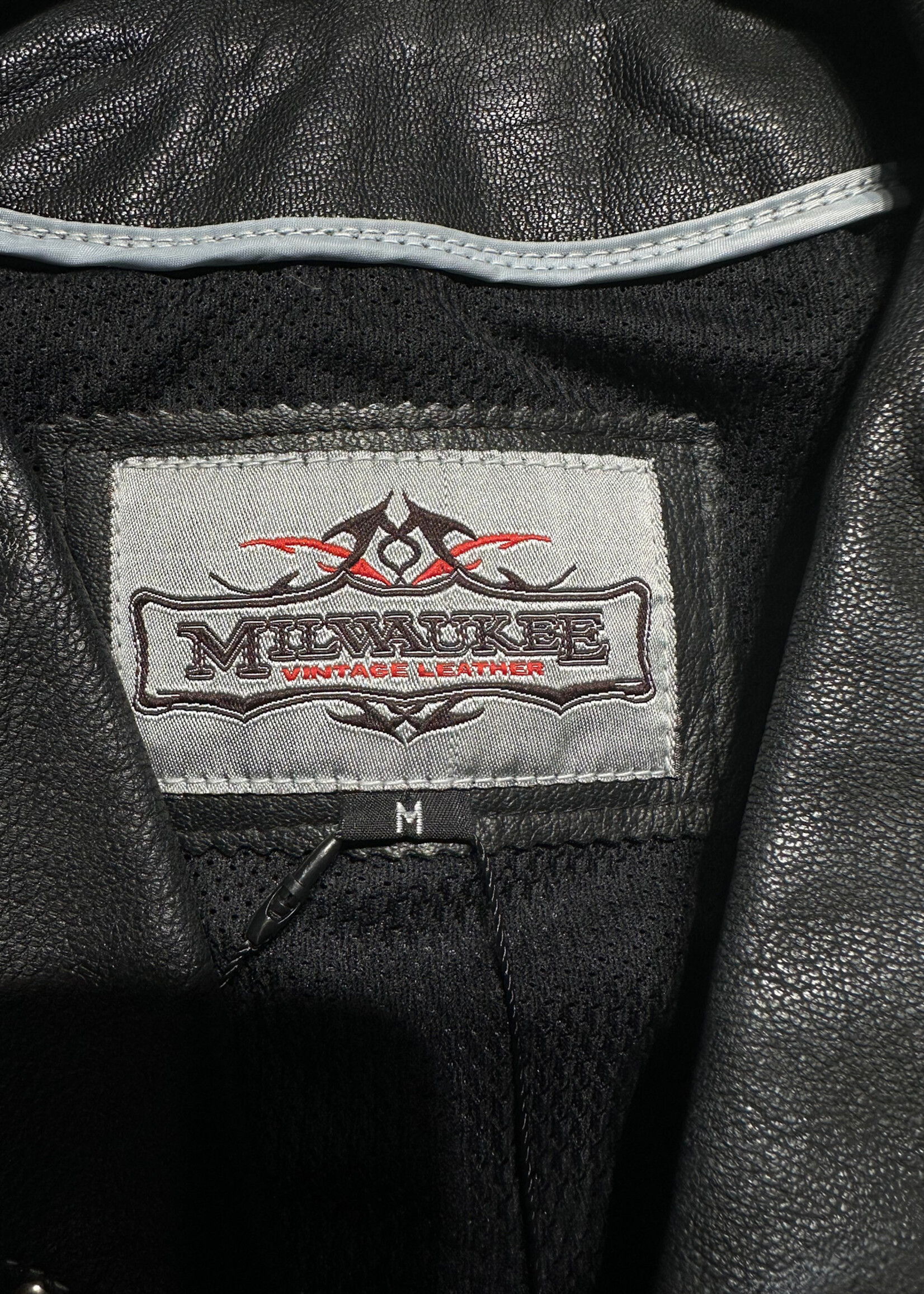 Milwaukee Studded Leather Vest Fem M