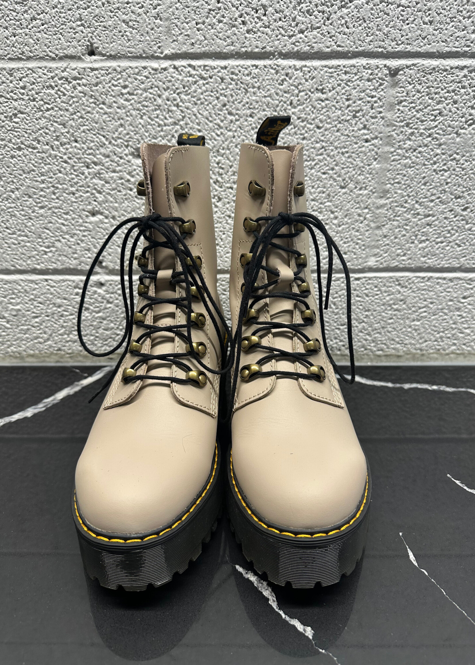 Dr Marten Leona Blush Pink Boots Fem 10