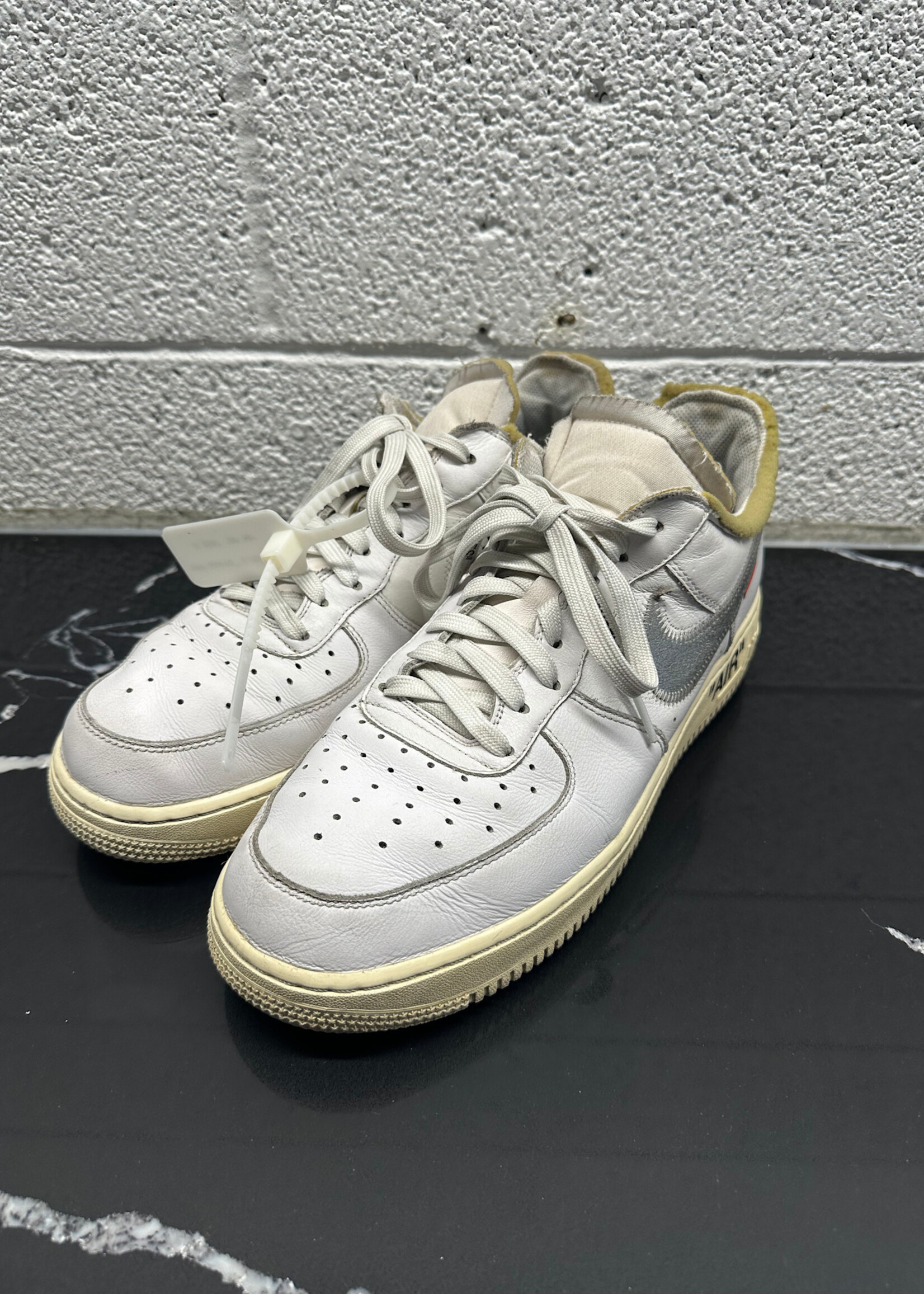 Nike Air Force 1 Off White Masc 10.5 As Is