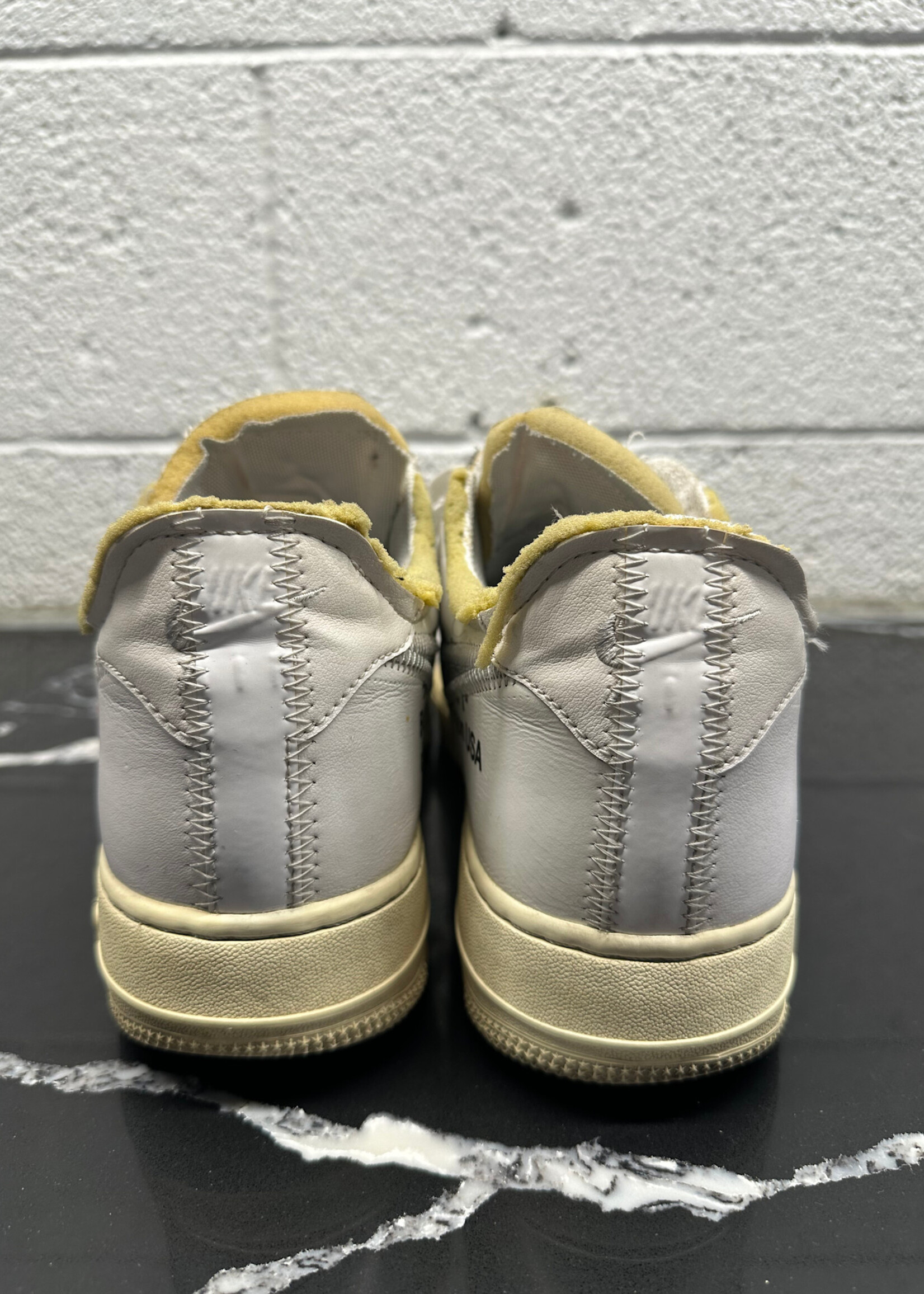 Nike Air Force 1 Off White Masc 10.5 As Is