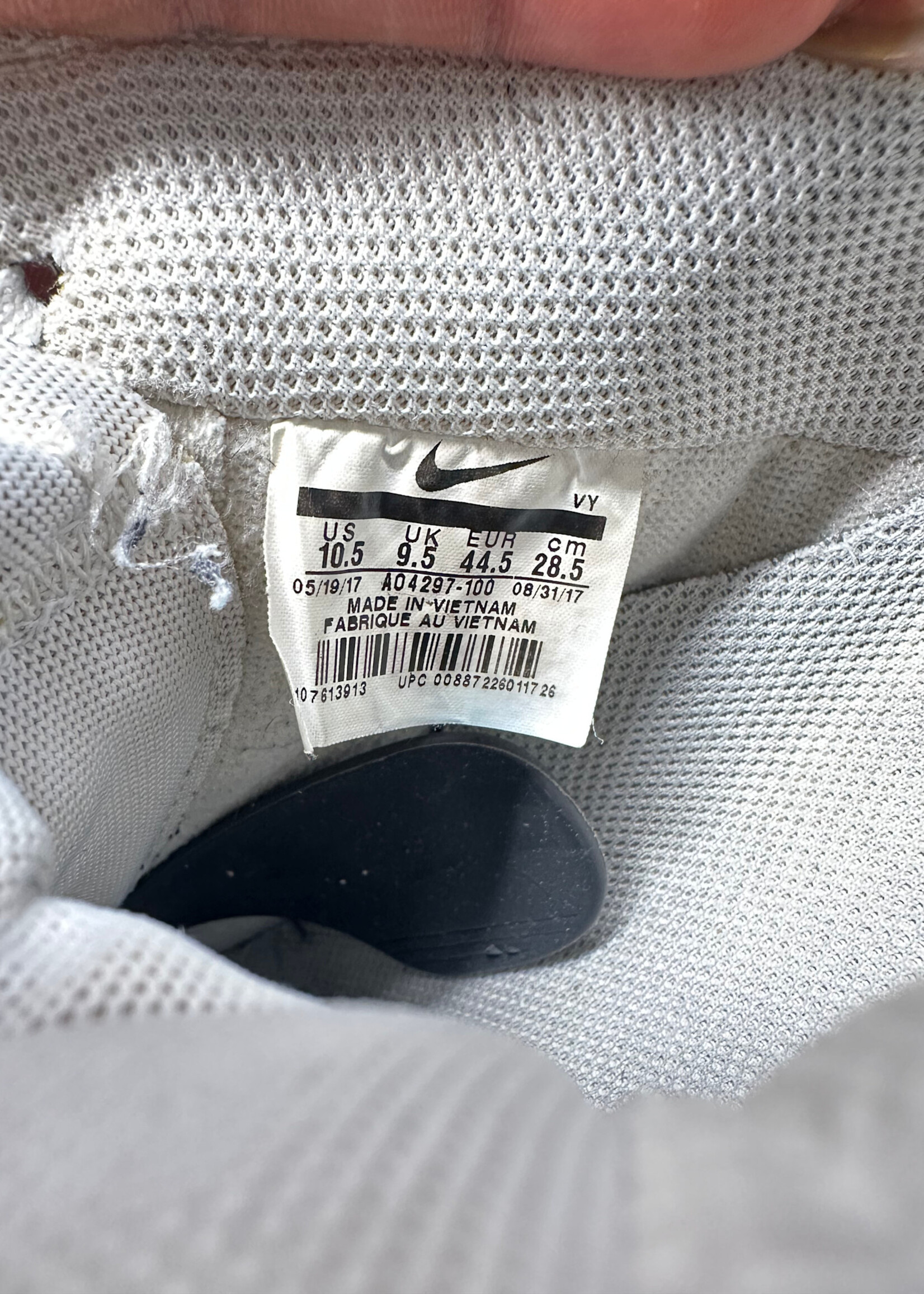 Nike Air Force 1 Off White Masc 10.5 As Is