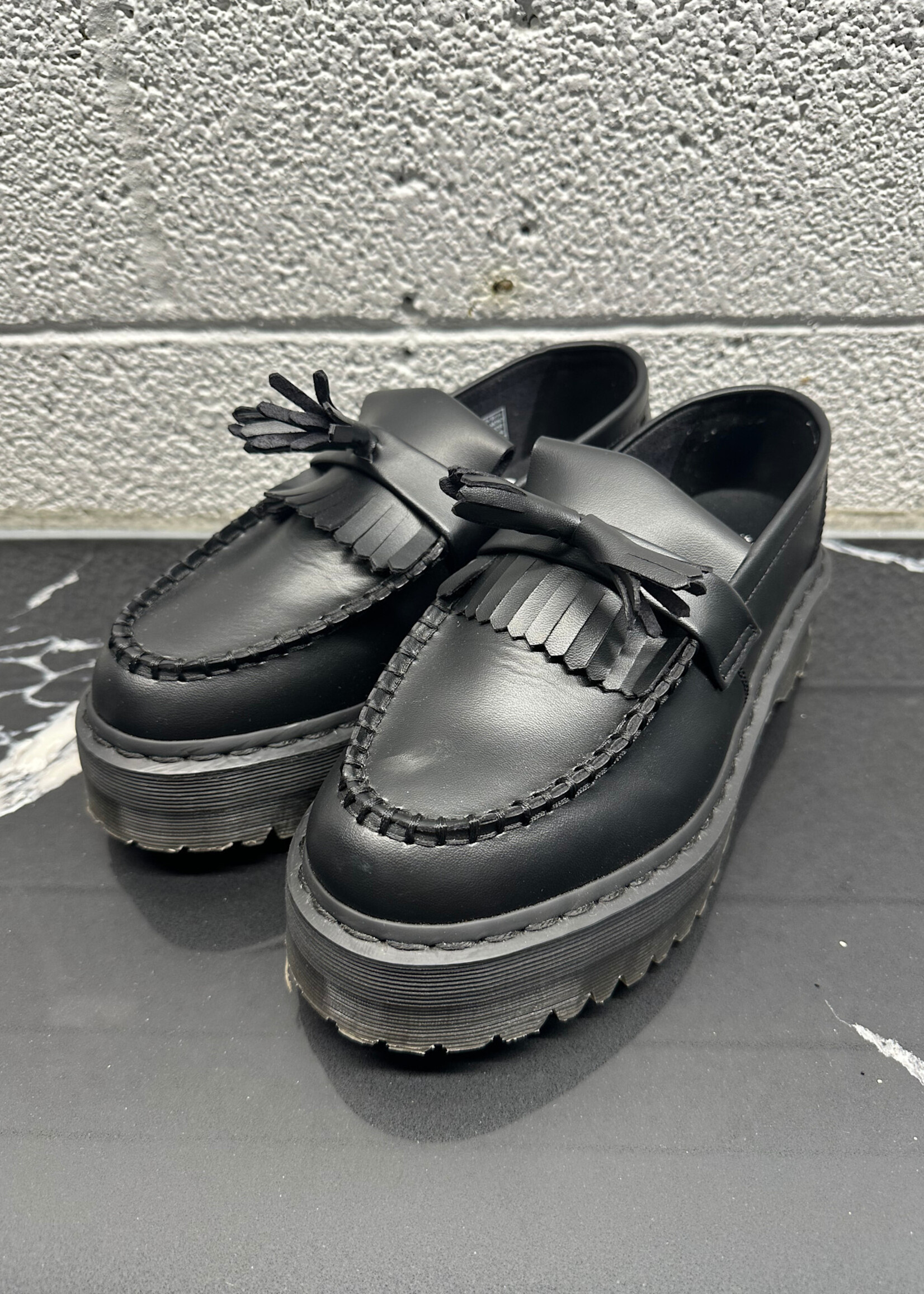 Dr Marten Triple Black Adrian Loafers Masc 7 Fem 8