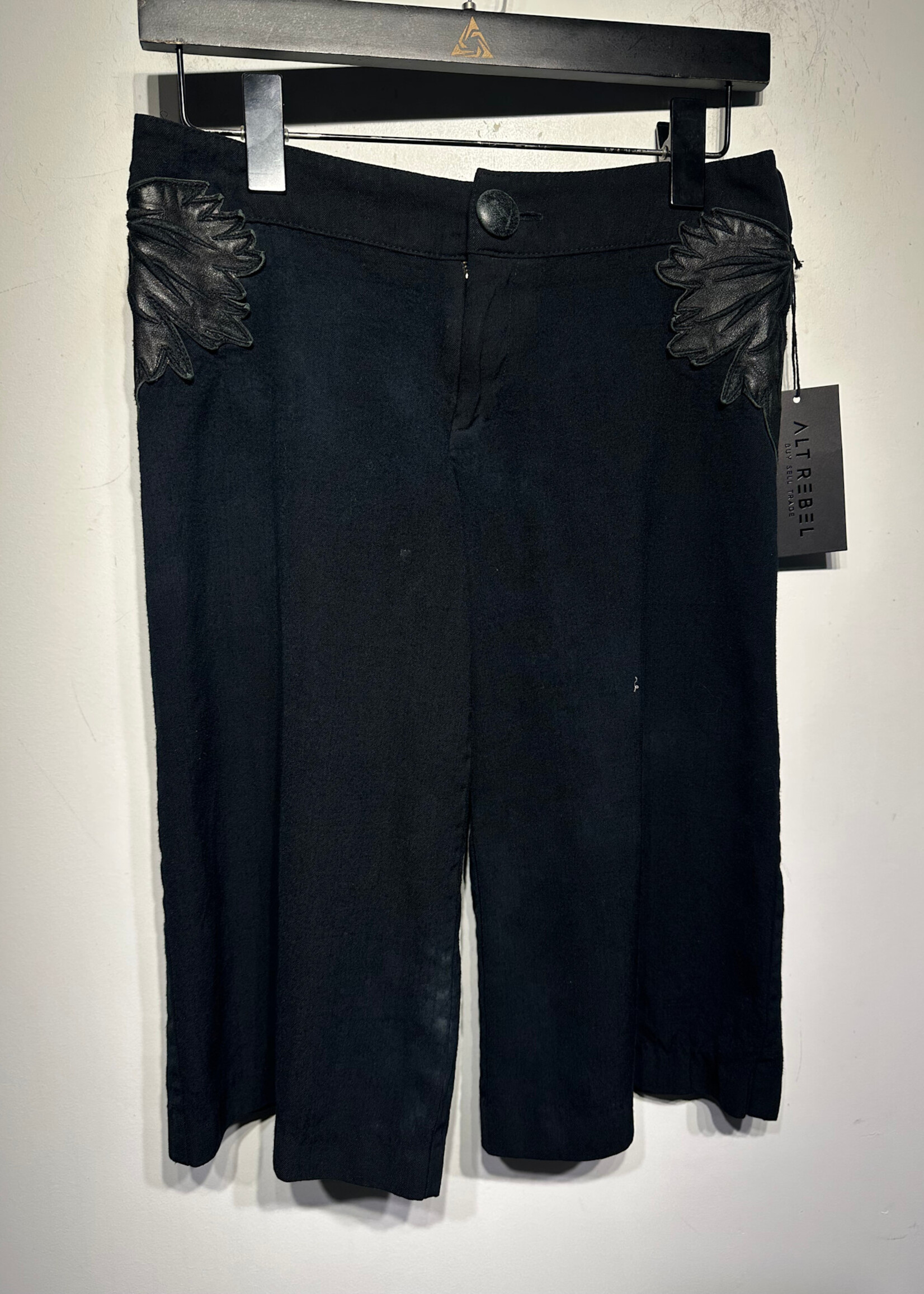 Desanka Black Y2K Leather Accent Short 4/28