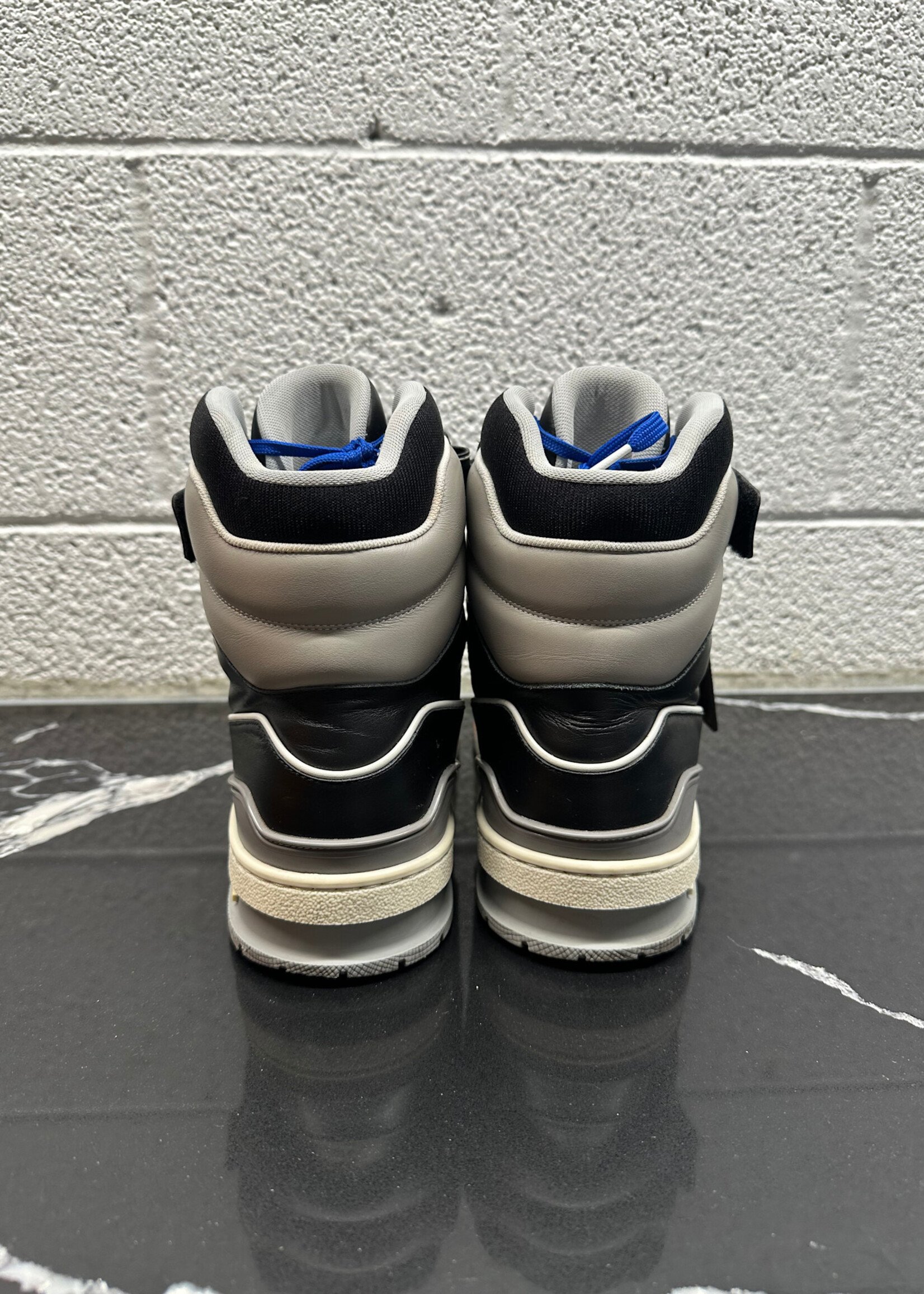 LOUIS VUITTON HI TRAINER 9.5