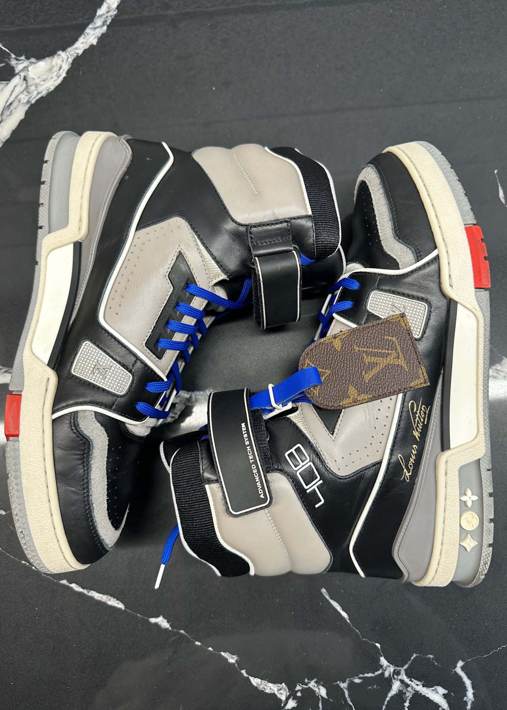 LOUIS VUITTON HI TRAINER 9.5