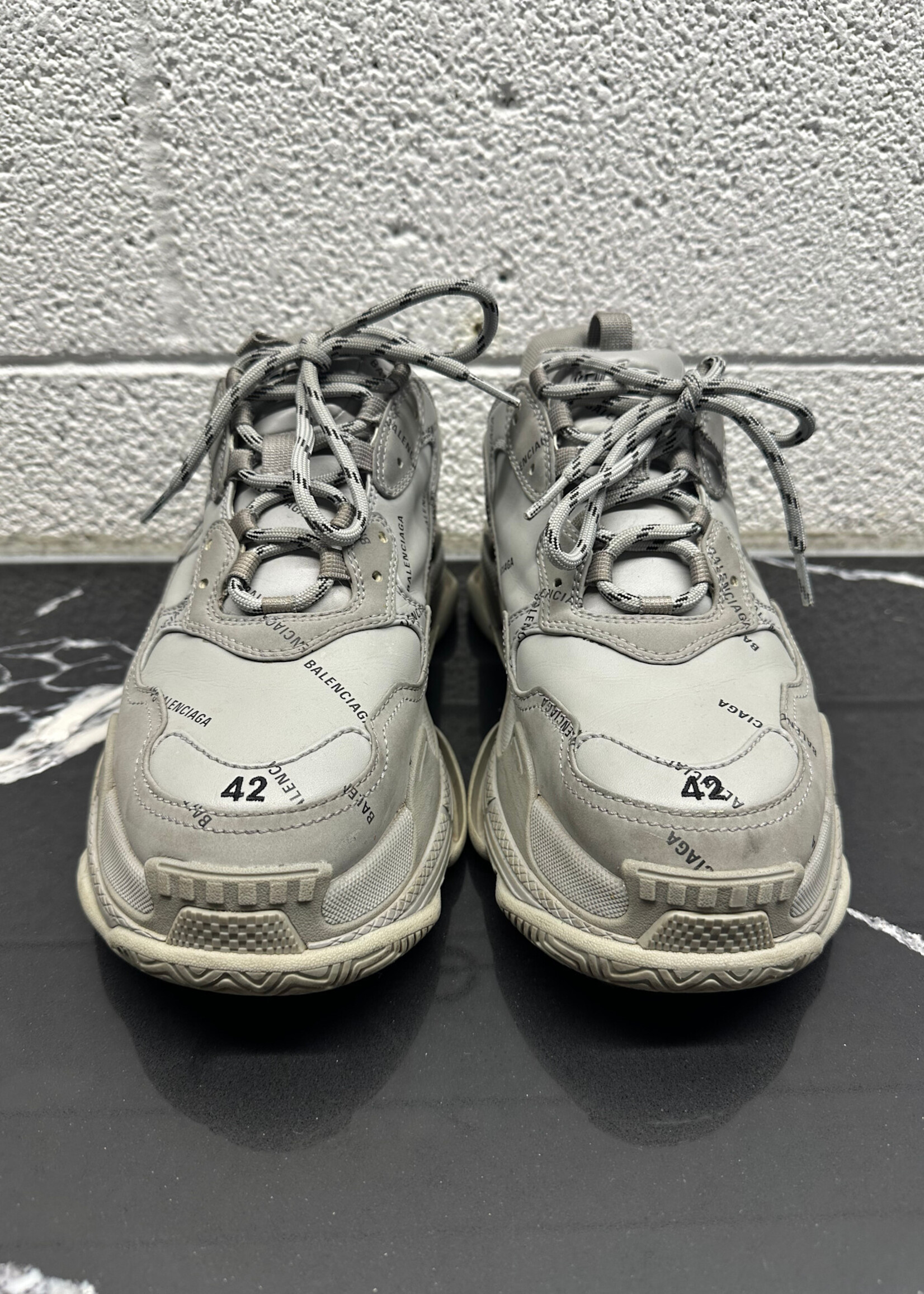 Balenciaga Triple S Grey Logo Sneaker Masc 42/9