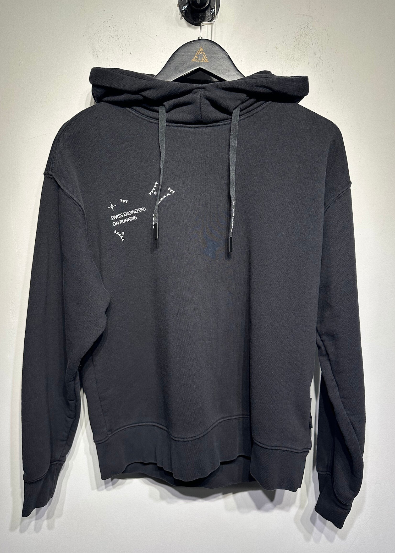On Cloud Black Hoodie S