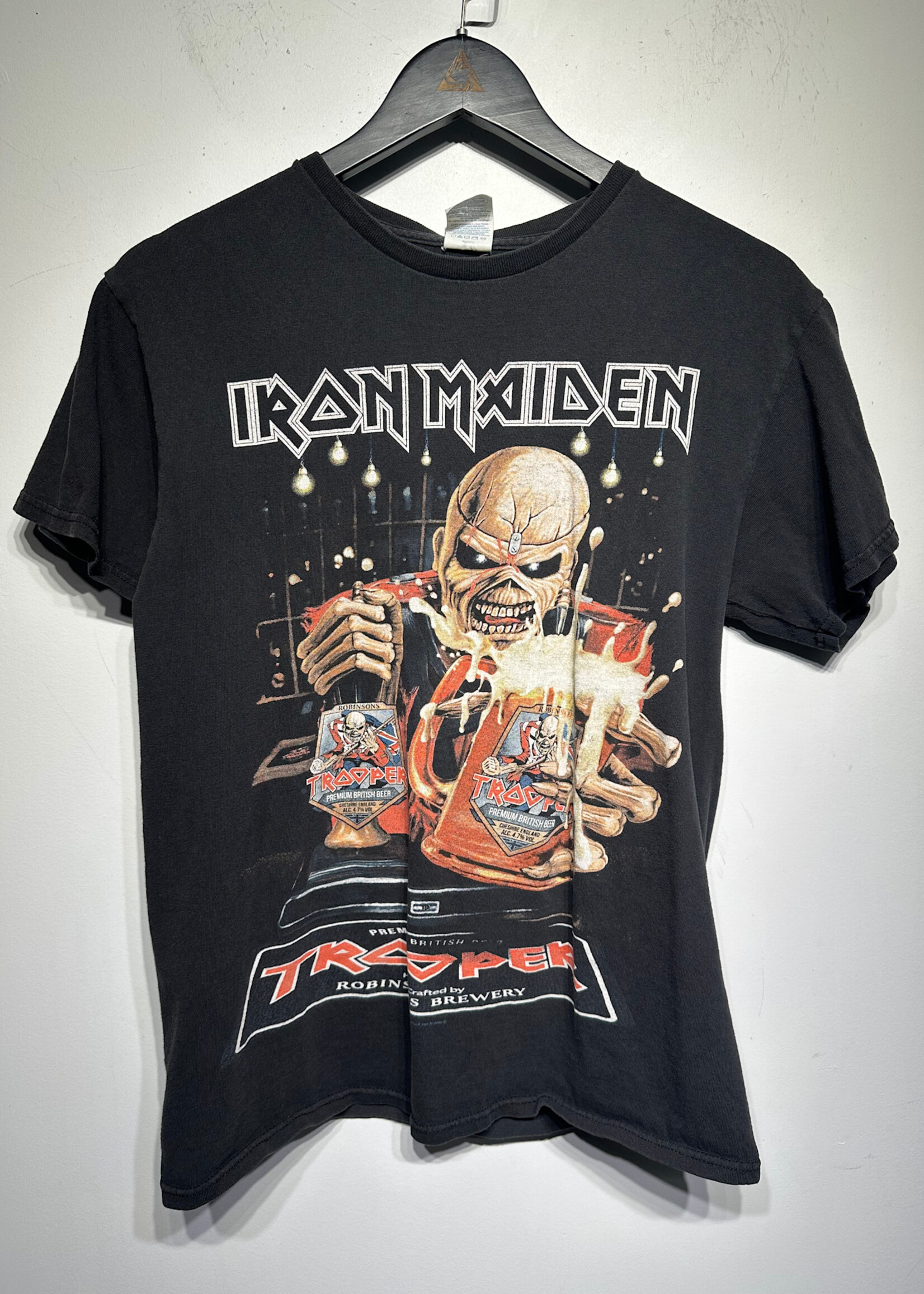 Iron Maiden Trooper Beer Black Tee M