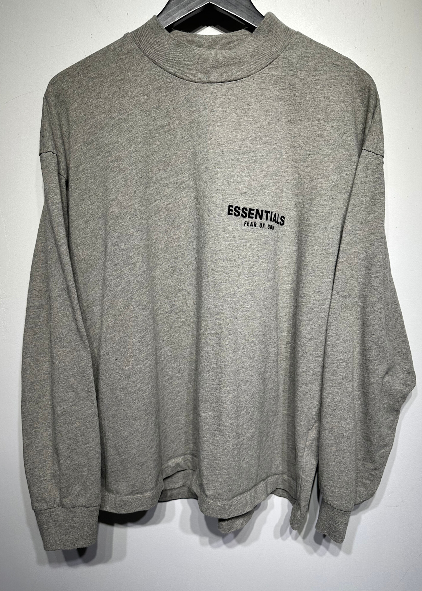 Essentials Grey Felt Logo L/S S
