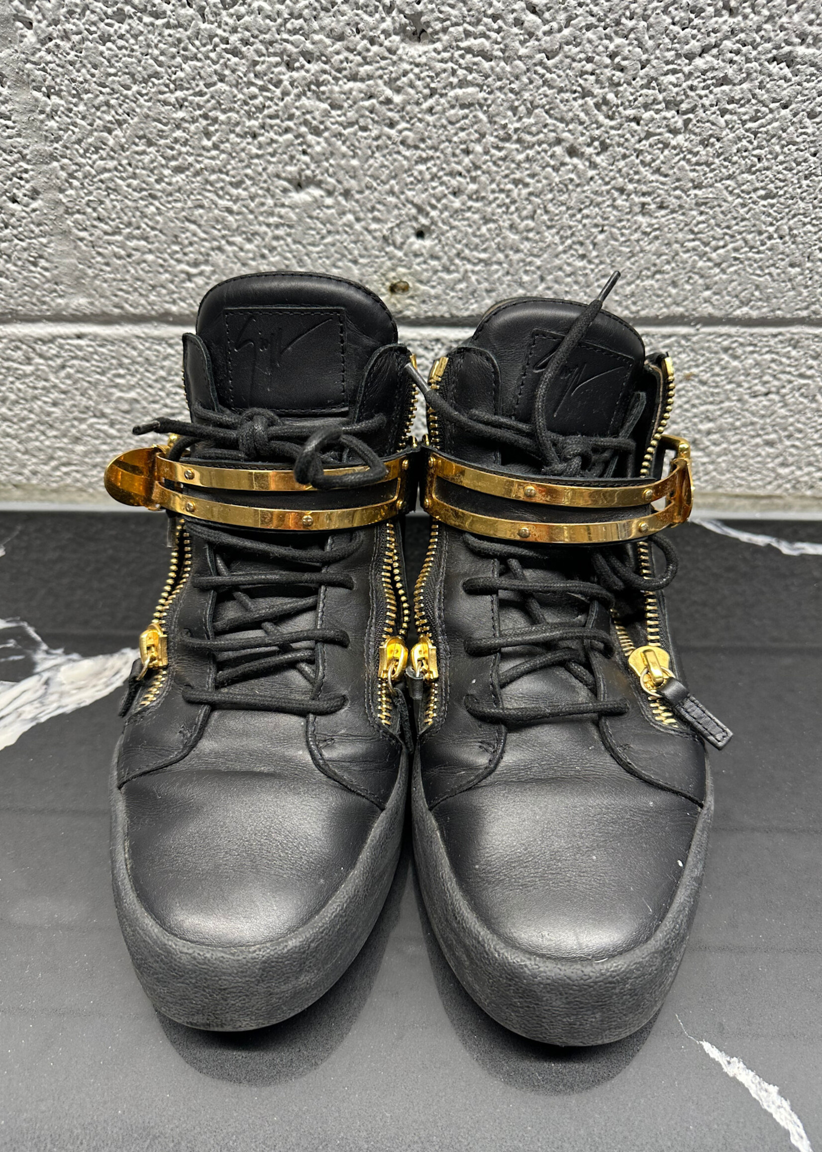 Giuseppe Zanotti Black Gold Leather Shoes 9
