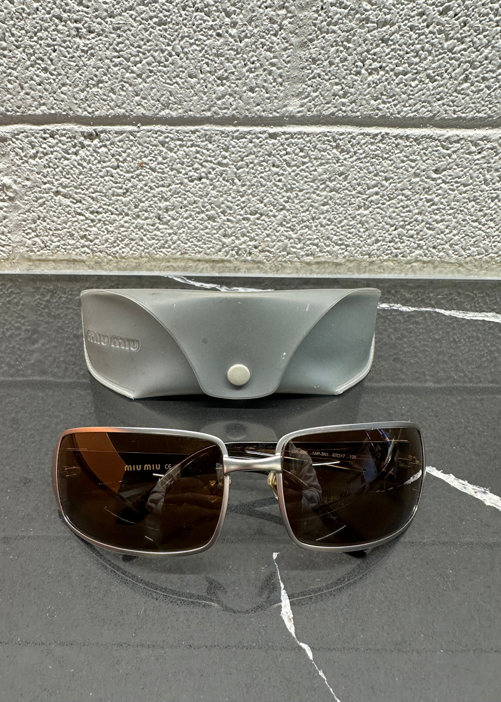 Miu Miu SMU58E Sunglasses W CASE