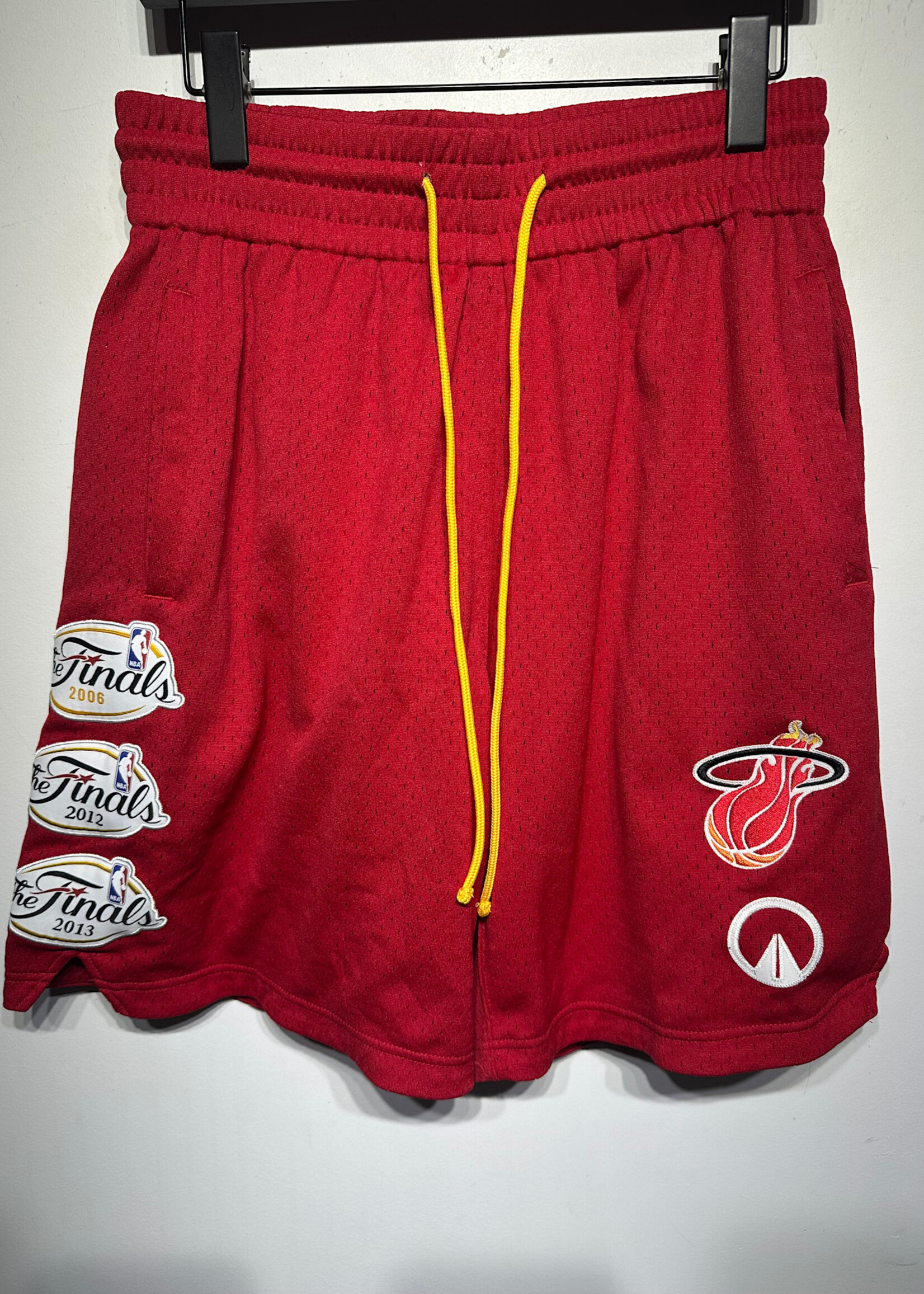 UNKNWN Miami Heat Shorts Masc 29