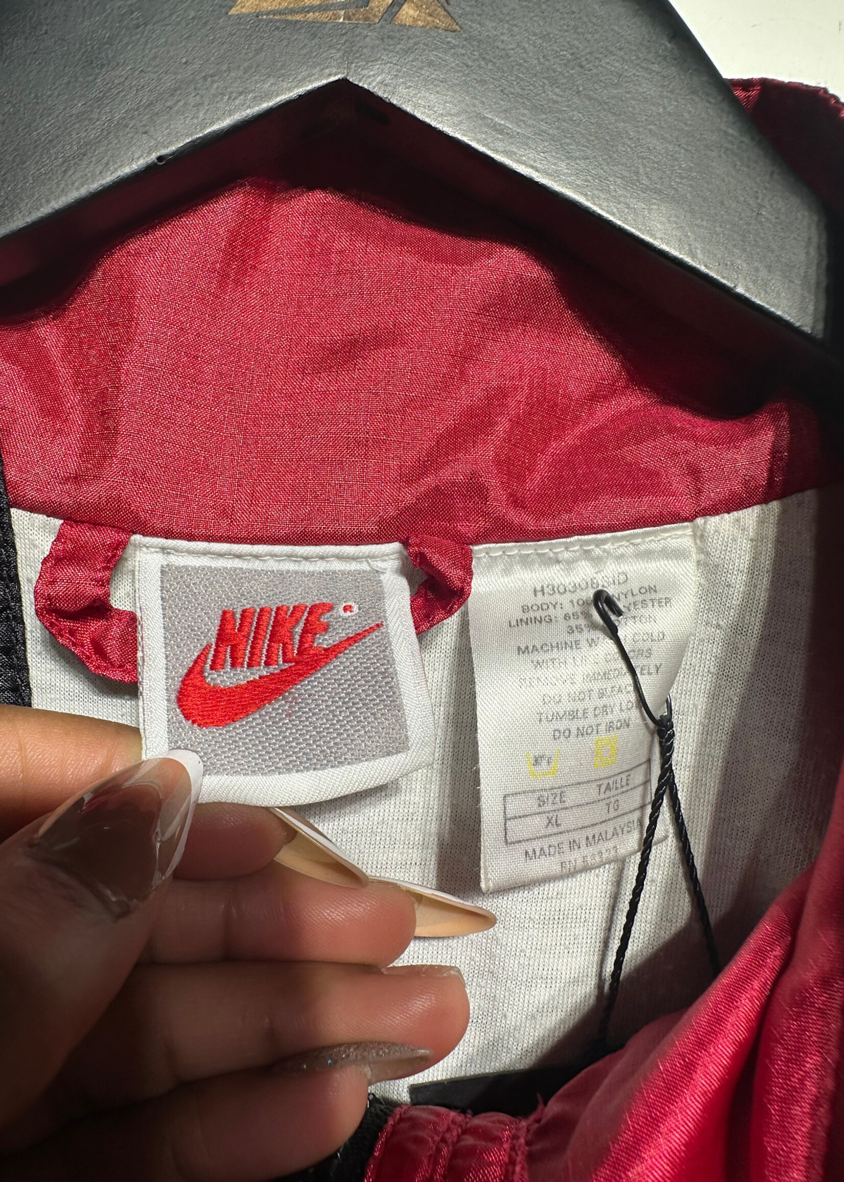 Nike Vintage Black Red Stripe Windbreaker XL