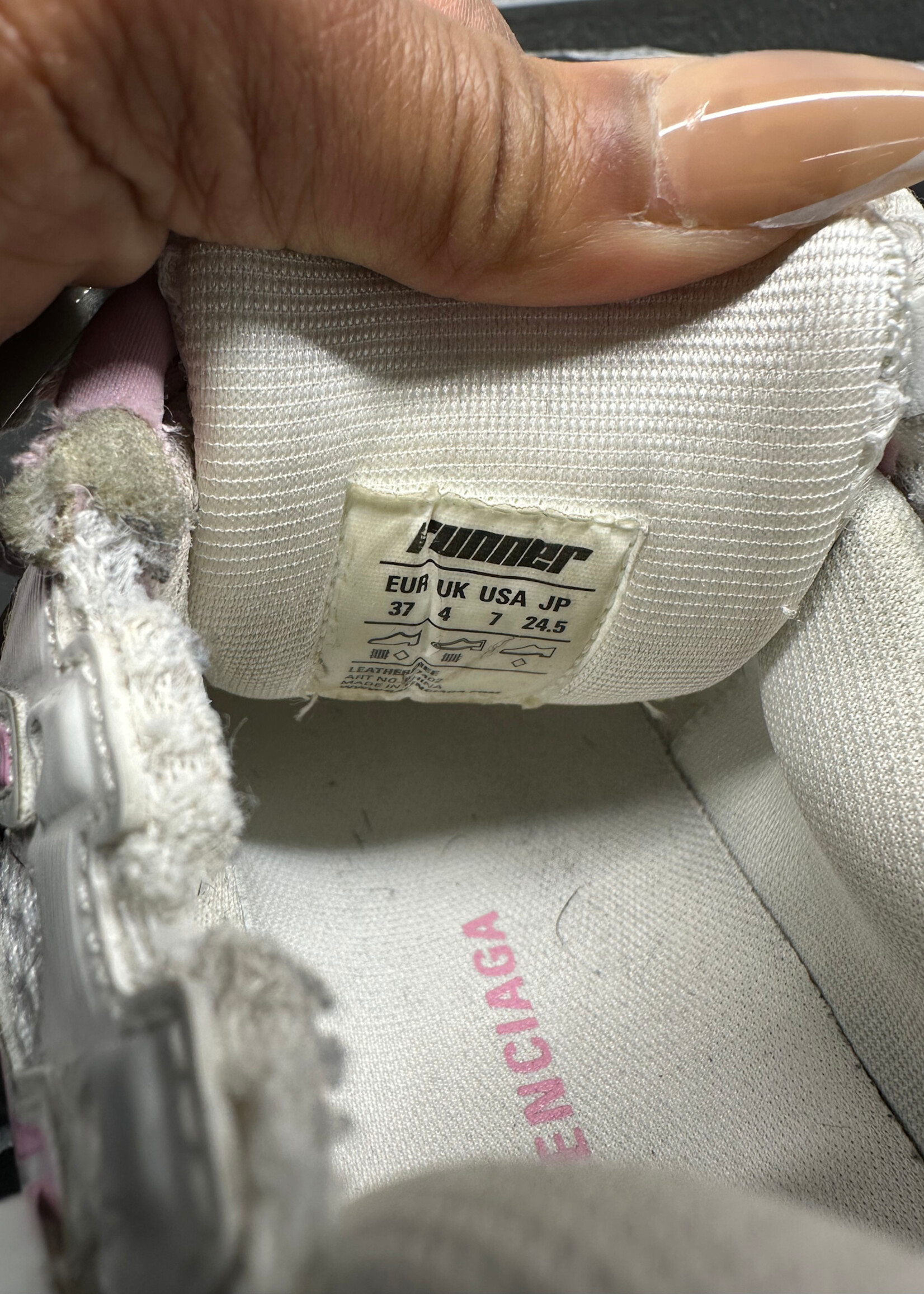 Balenciaga Pink Runner 37/7
