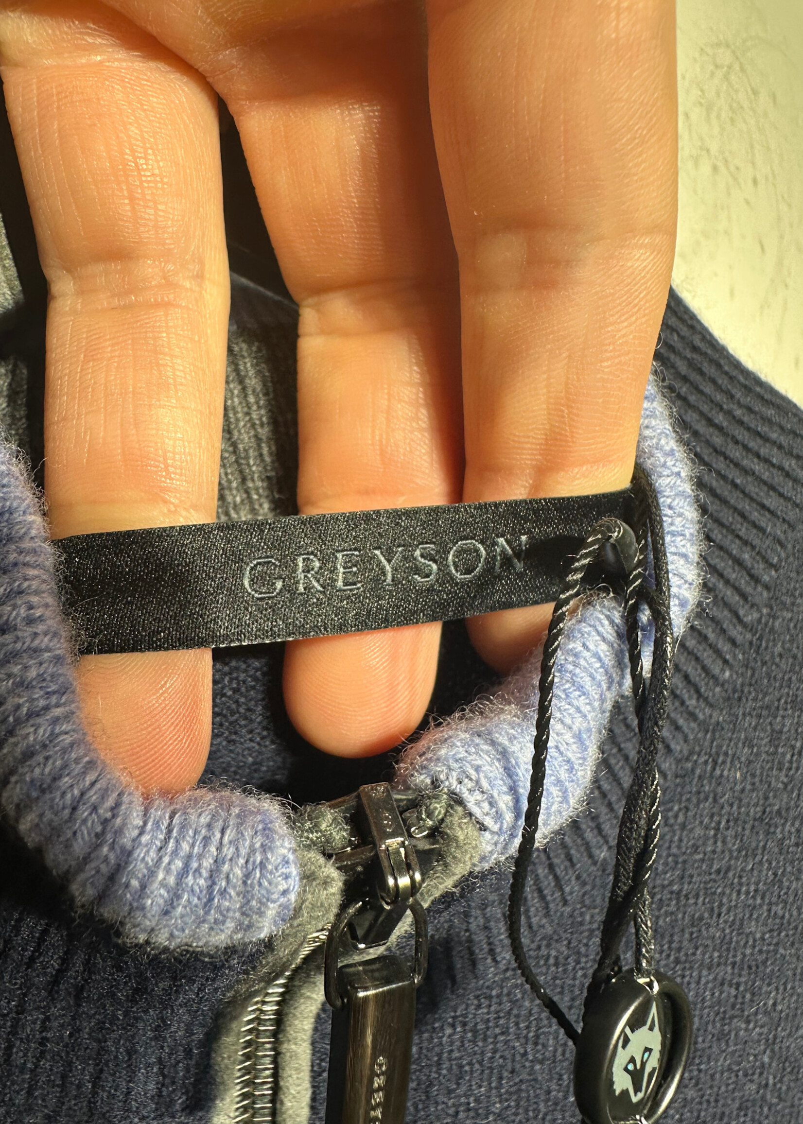 Greyson NWT Navy 1/4 Zip M Retail $298