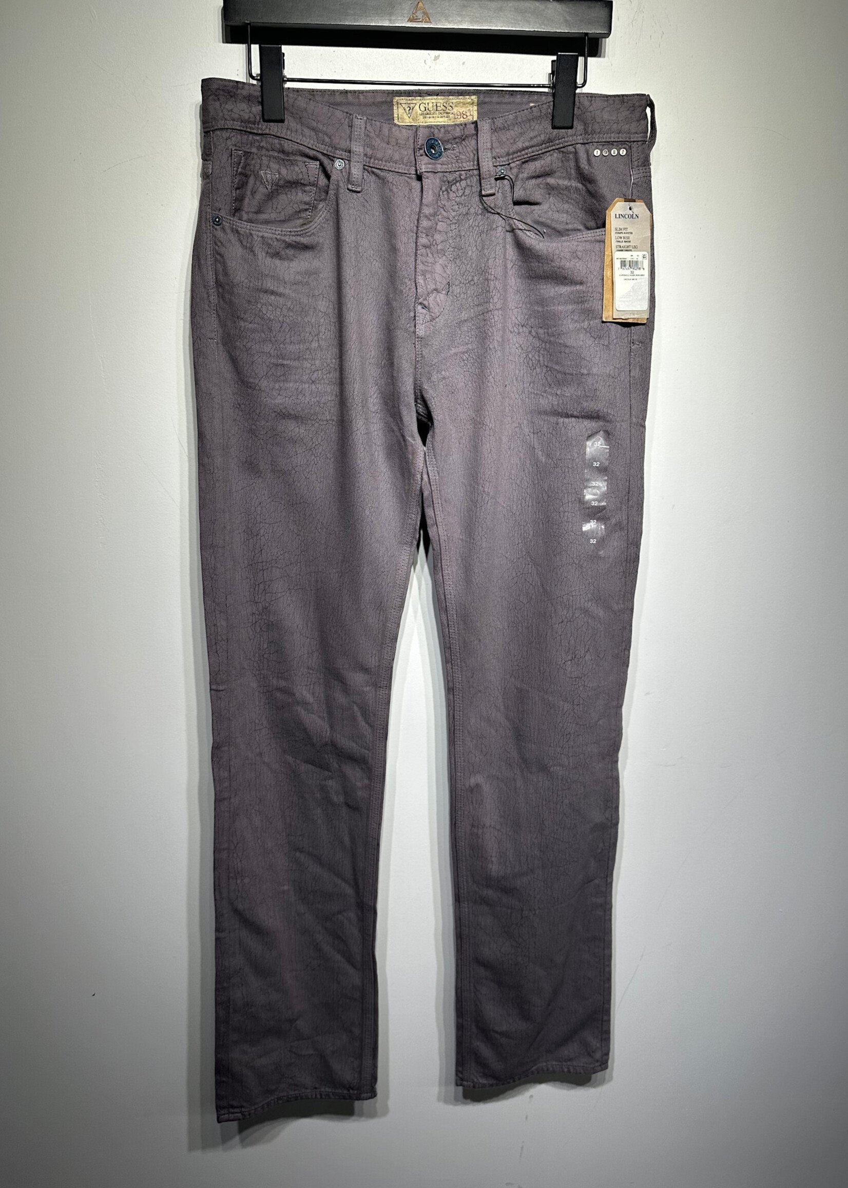 NWT Guess Y2K Cracked Purple Slim Straight Jeans Masc 32