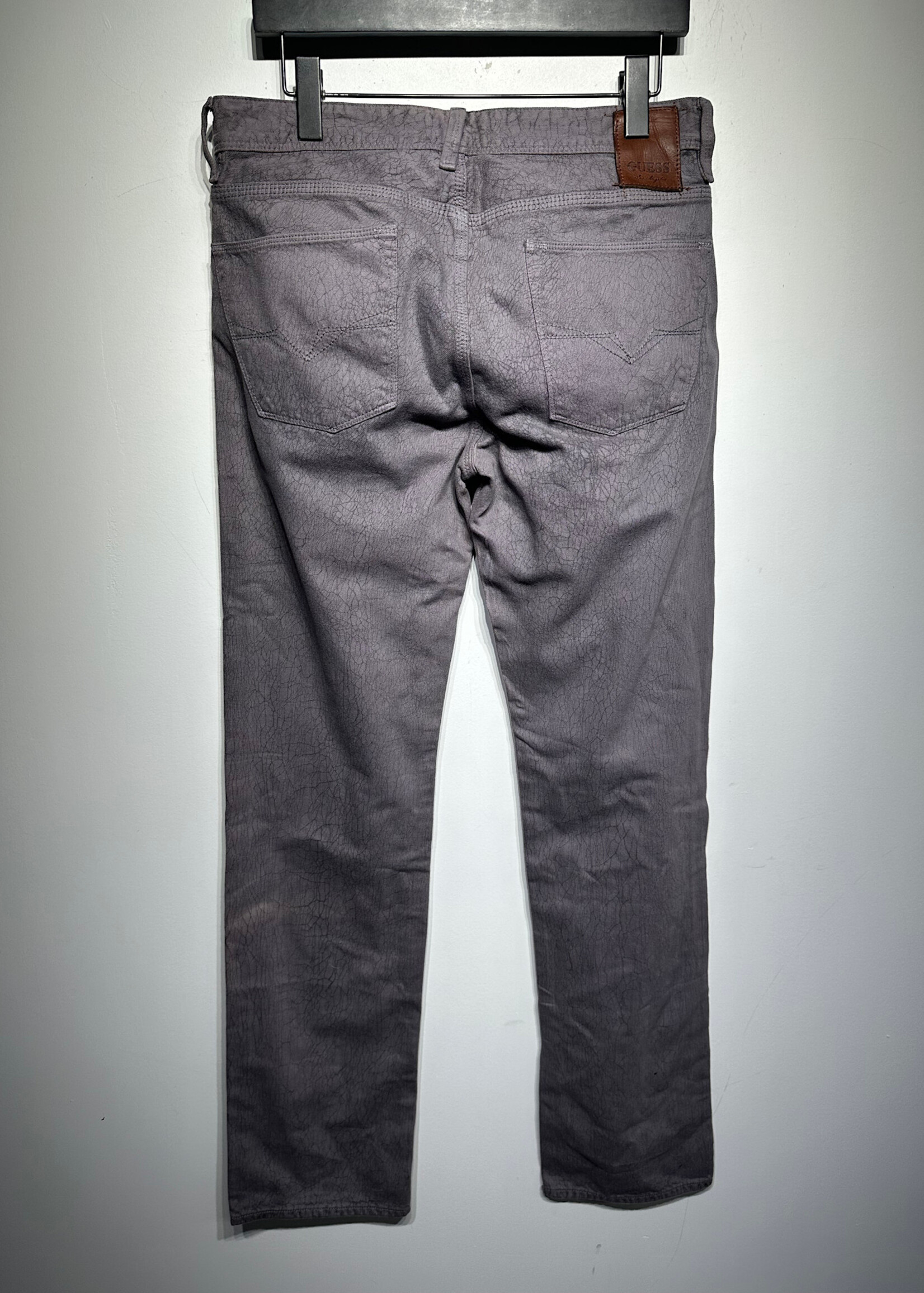 NWT Guess Y2K Cracked Purple Slim Straight Jeans Masc 32