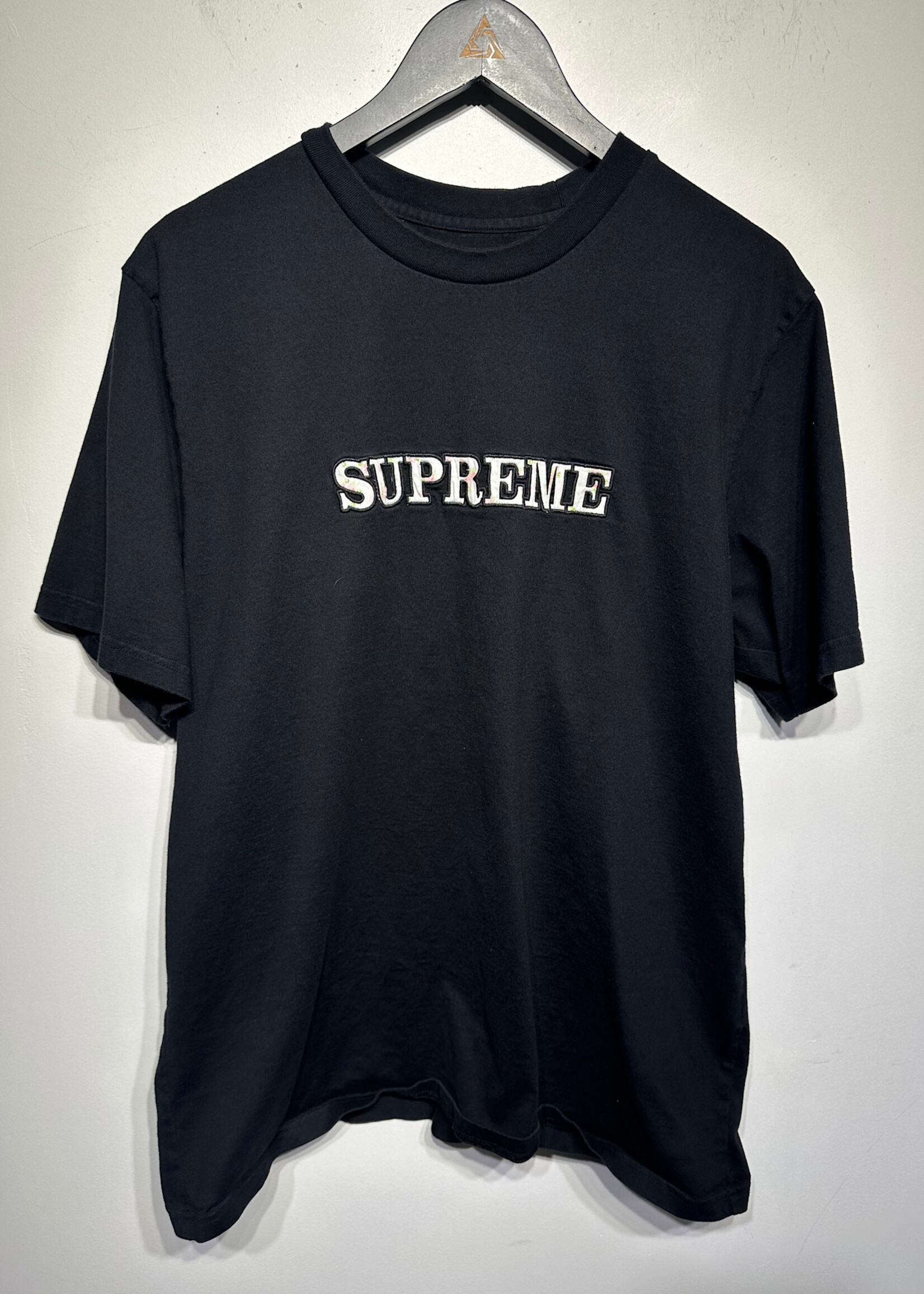 Supreme Black Floral Logo Tee XL
