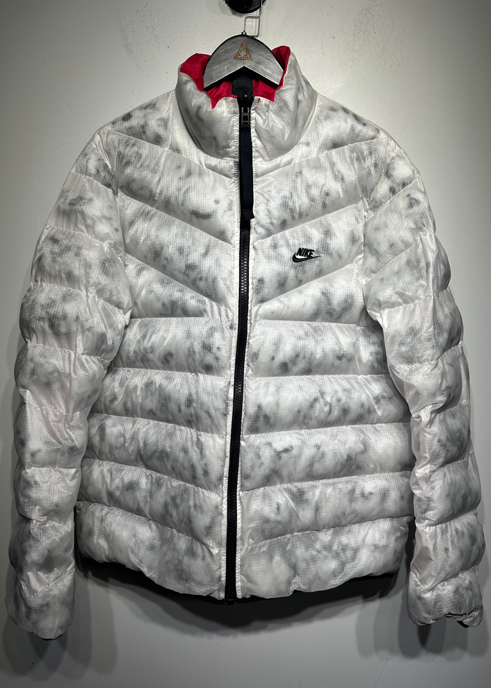 Nike Red White Reversible Puffer Jacket Masc L