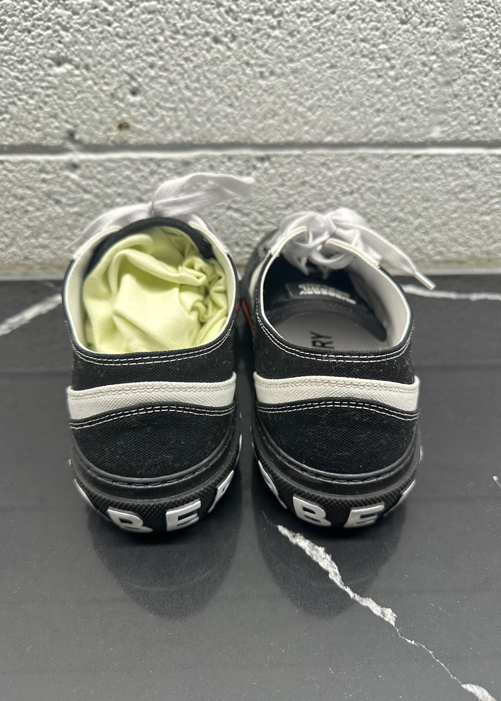 Burberry Colorblock Low Top Sneaker Masc 9