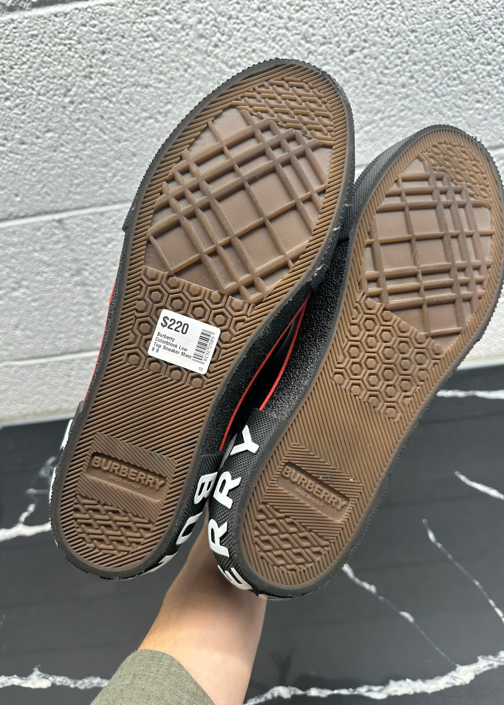 Burberry Colorblock Low Top Sneaker Masc 9