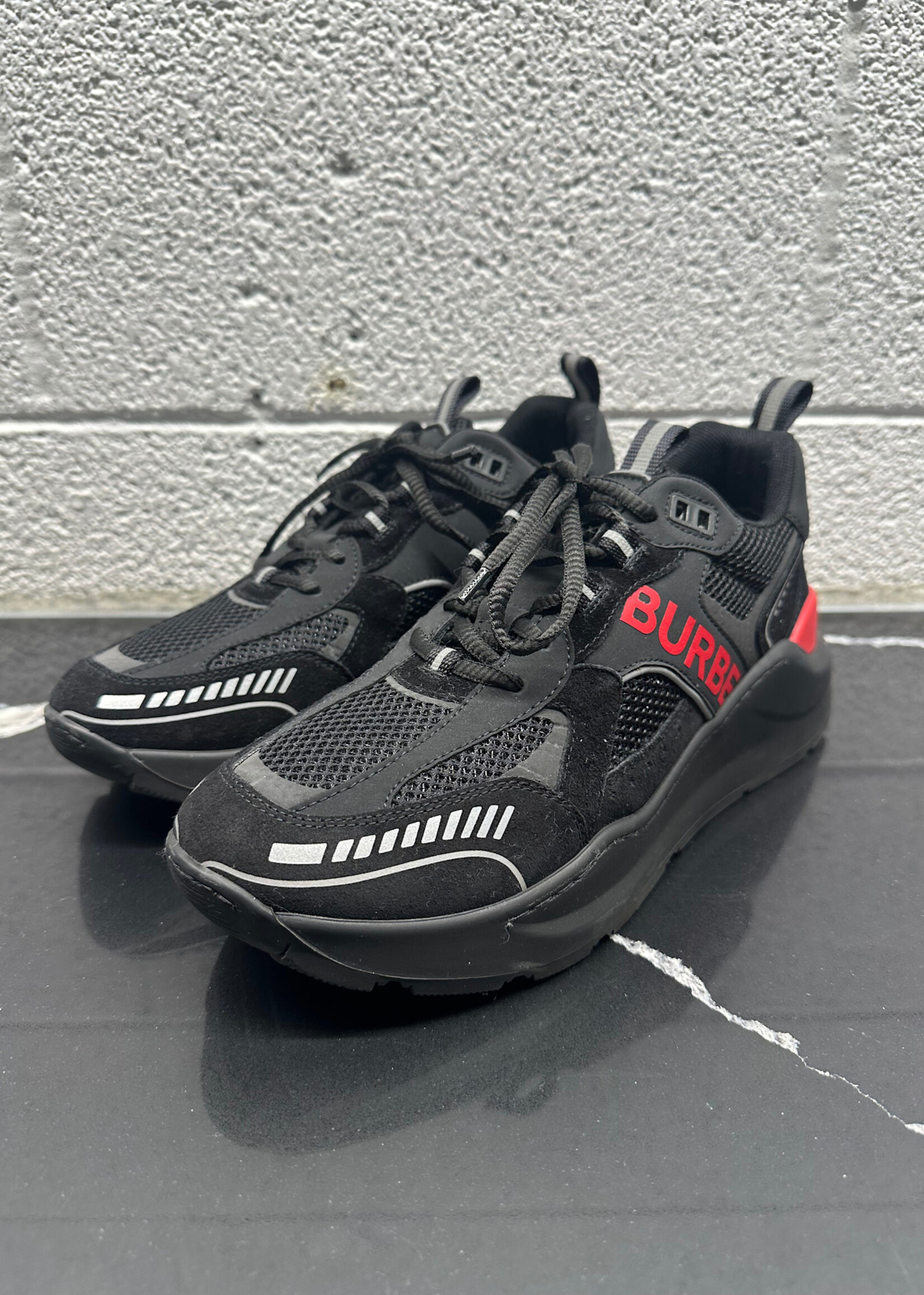 Burberry Sean Black Logo Runners Masc 9