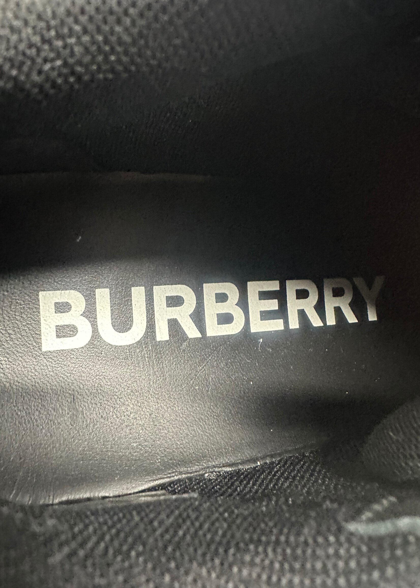 Burberry Sean Black Logo Runners Masc 9