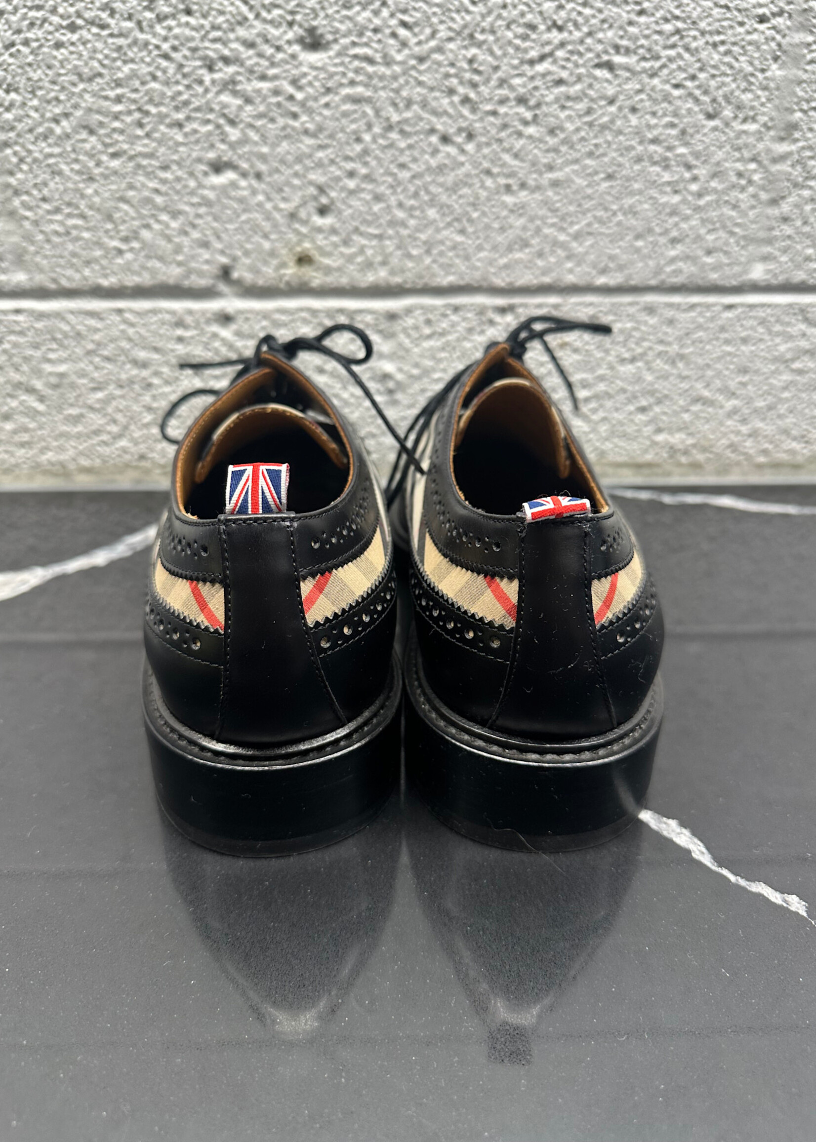 Burberry Black Novacheck Wingtip Derby Masc 9