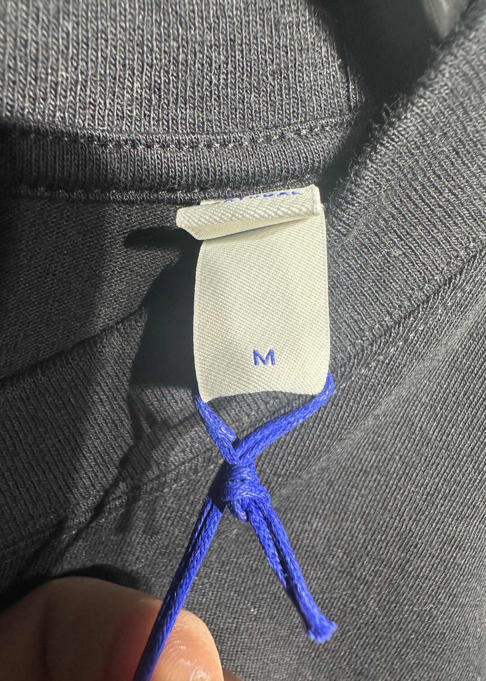 NWT Burberry Gold Crest Embroidered Tee M