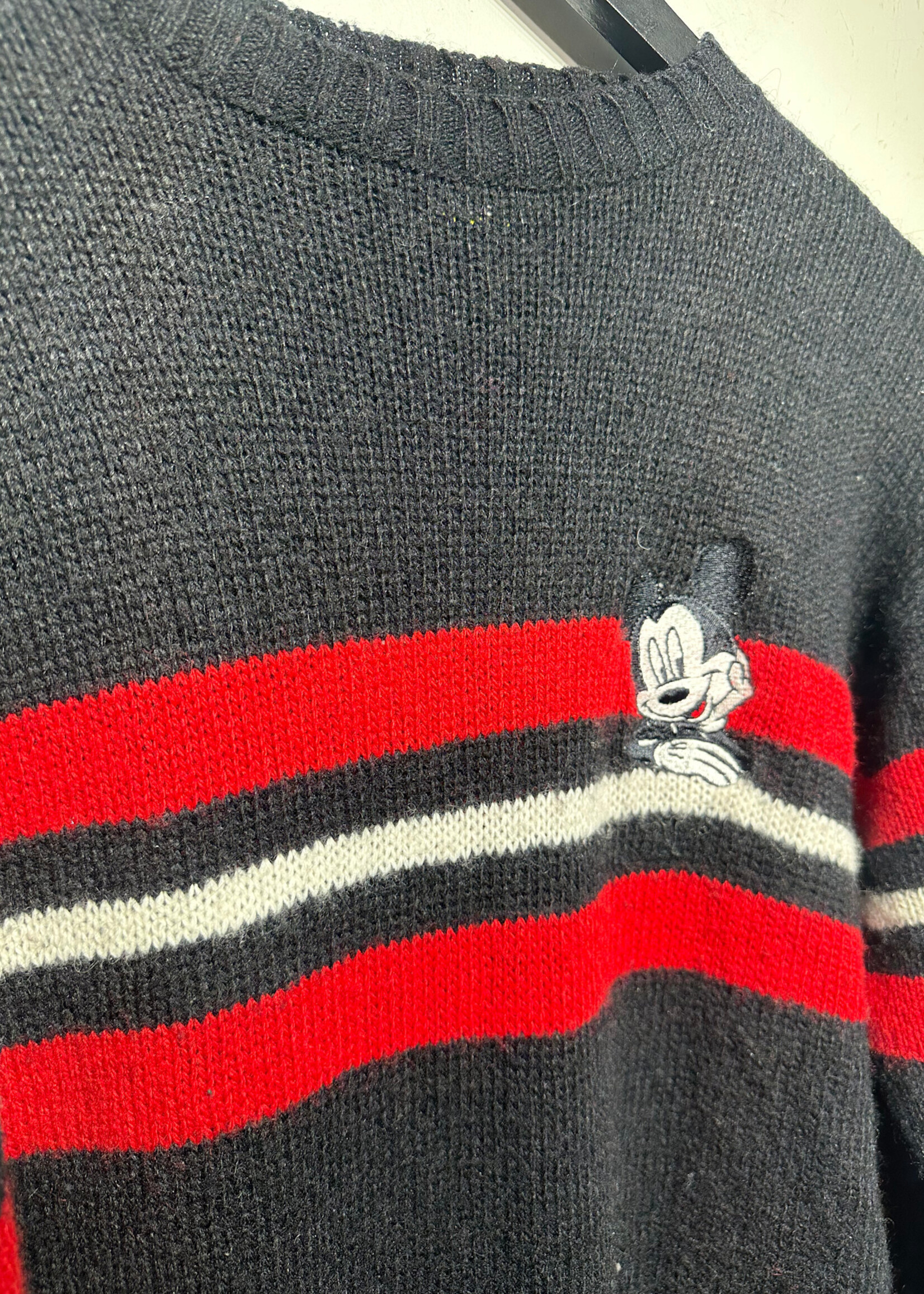 Mickey Limited Red Black Vintage Sweater L
