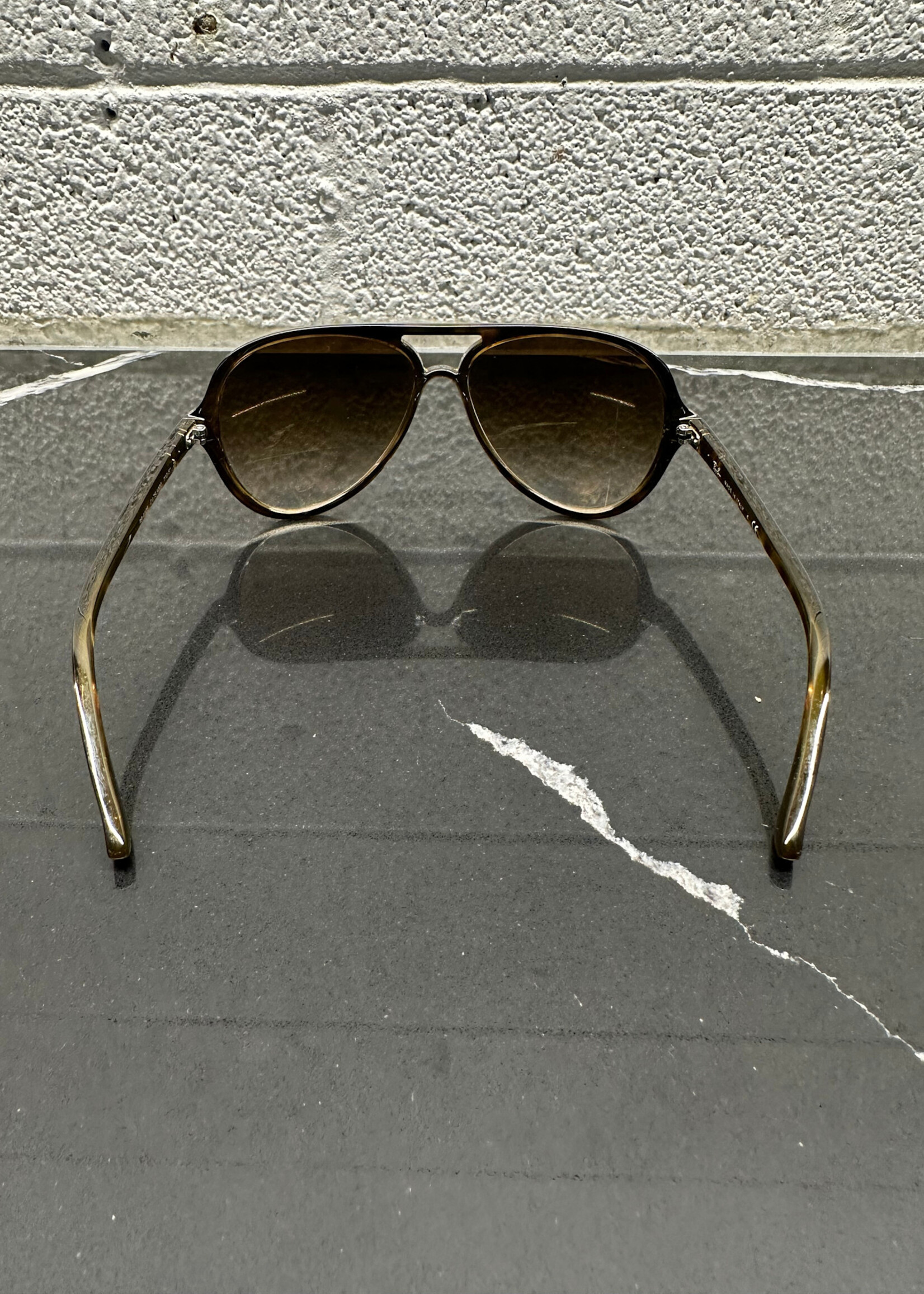 RAY BANS BROWN MARBLE FRAMES
