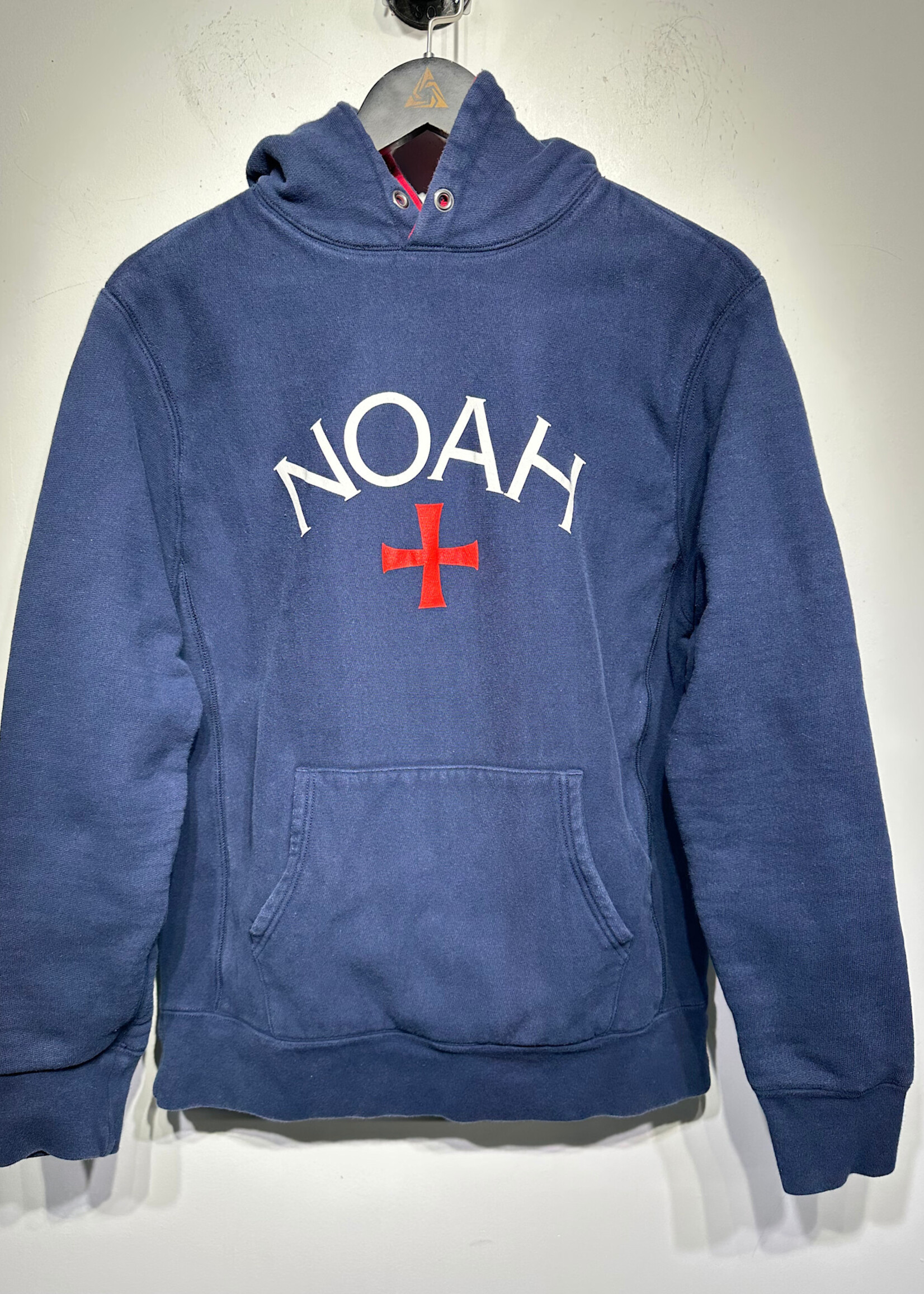 NOAH NAVY OVERSIZED LOGO SWEATER XL