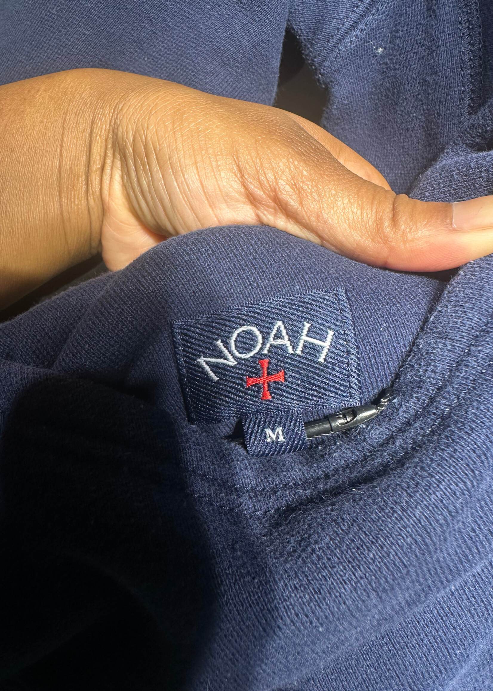 NOAH NAVY OVERSIZED LOGO SWEATER XL