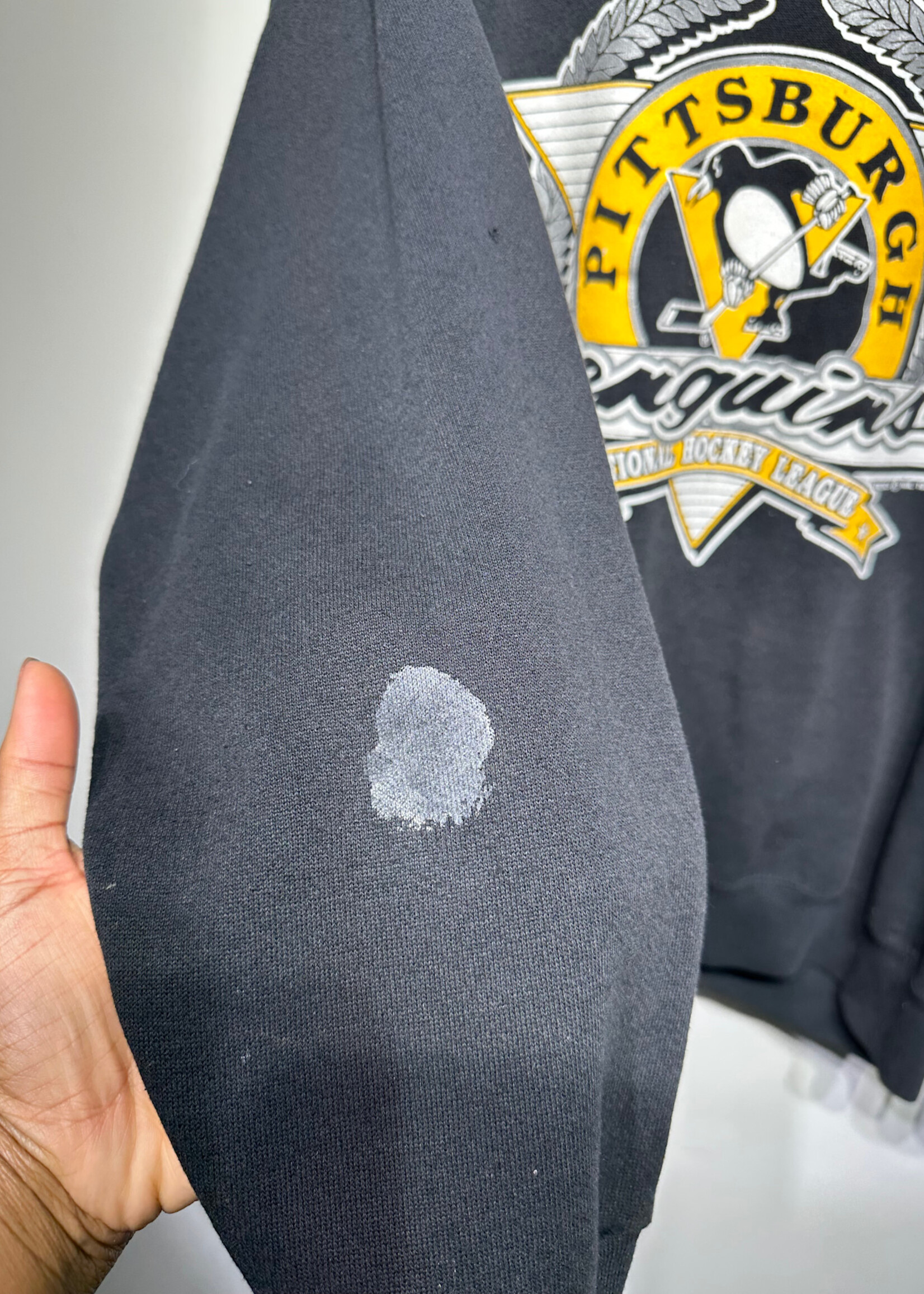 Pittsburgh Penguins Vintage Black Crew As Is XL