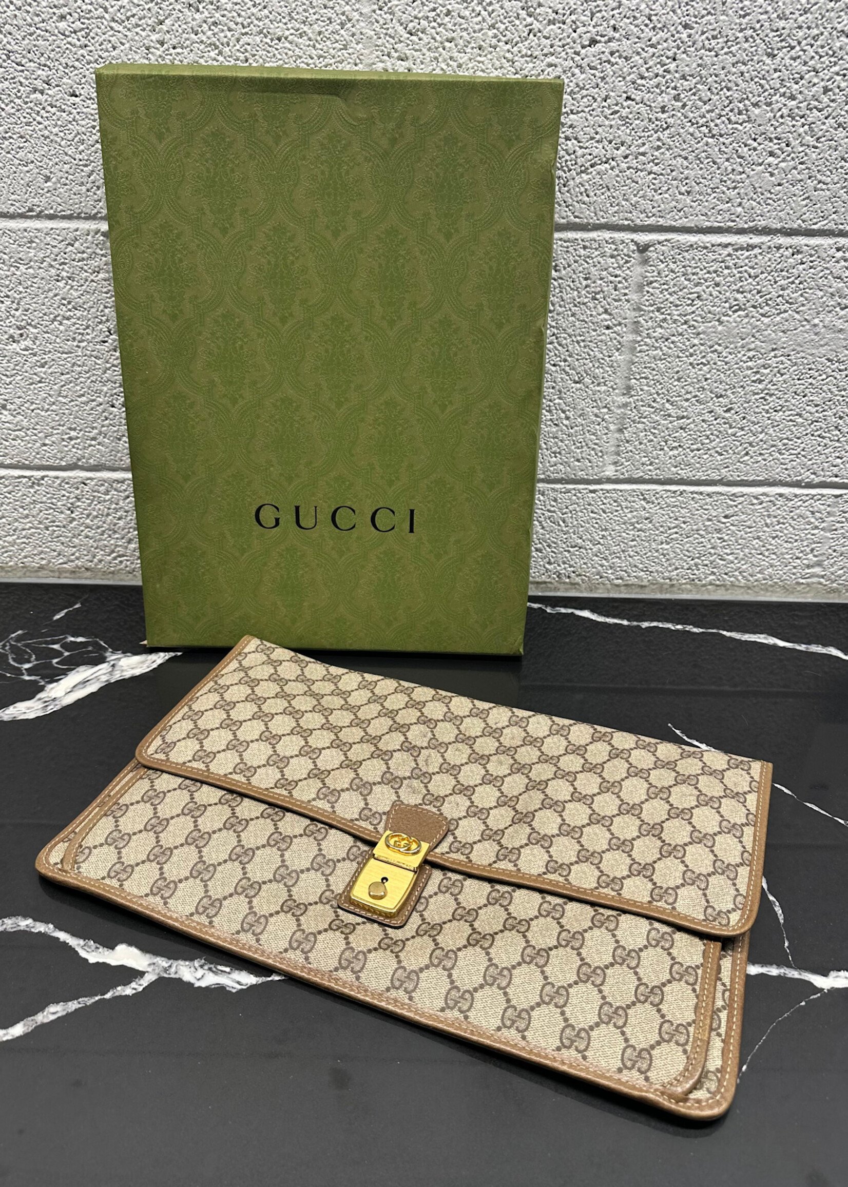Vintage Gucci GG Portfolio
